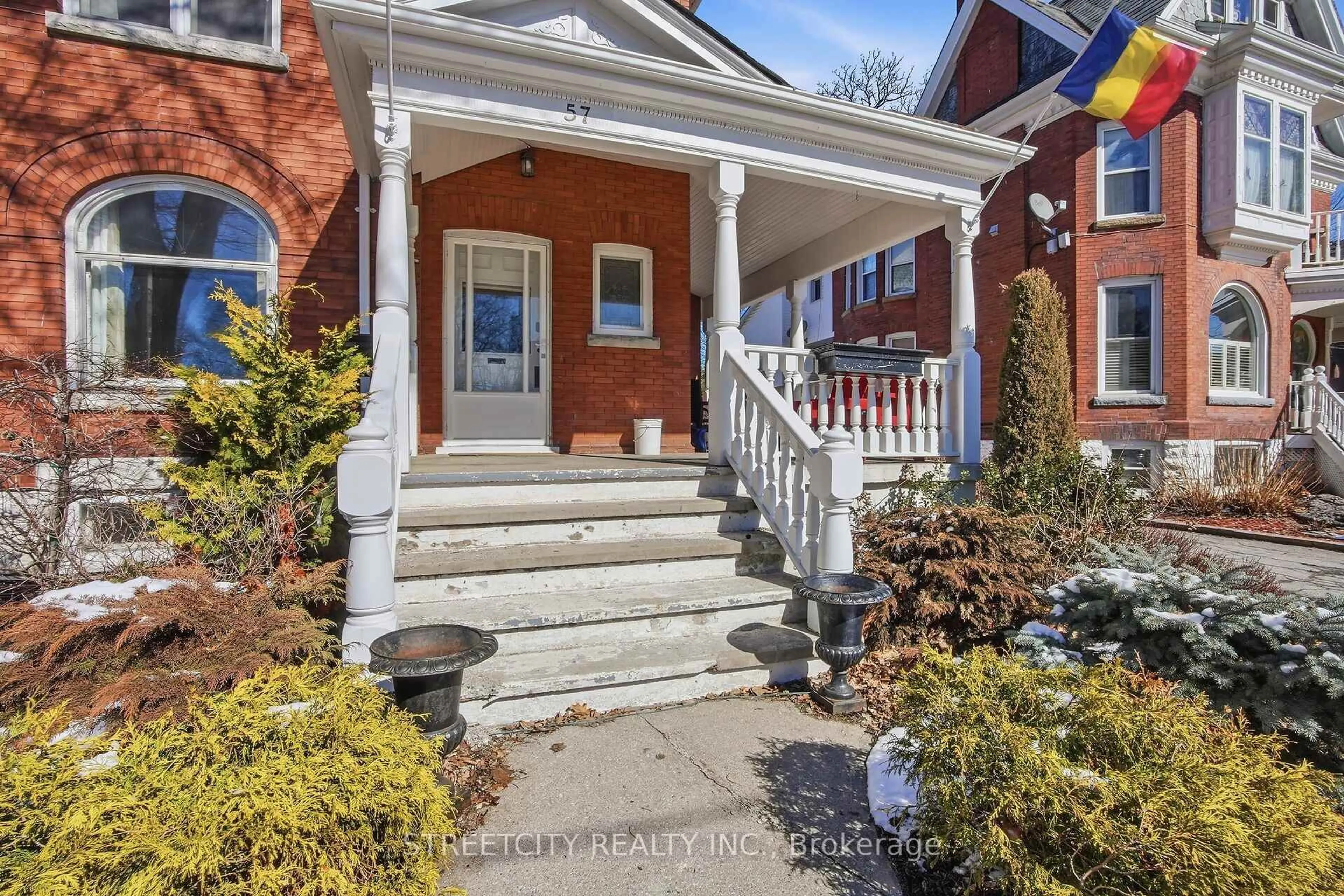 Unknown for 57 ROSEBERY Pl, St. Thomas Ontario N5R 2H9