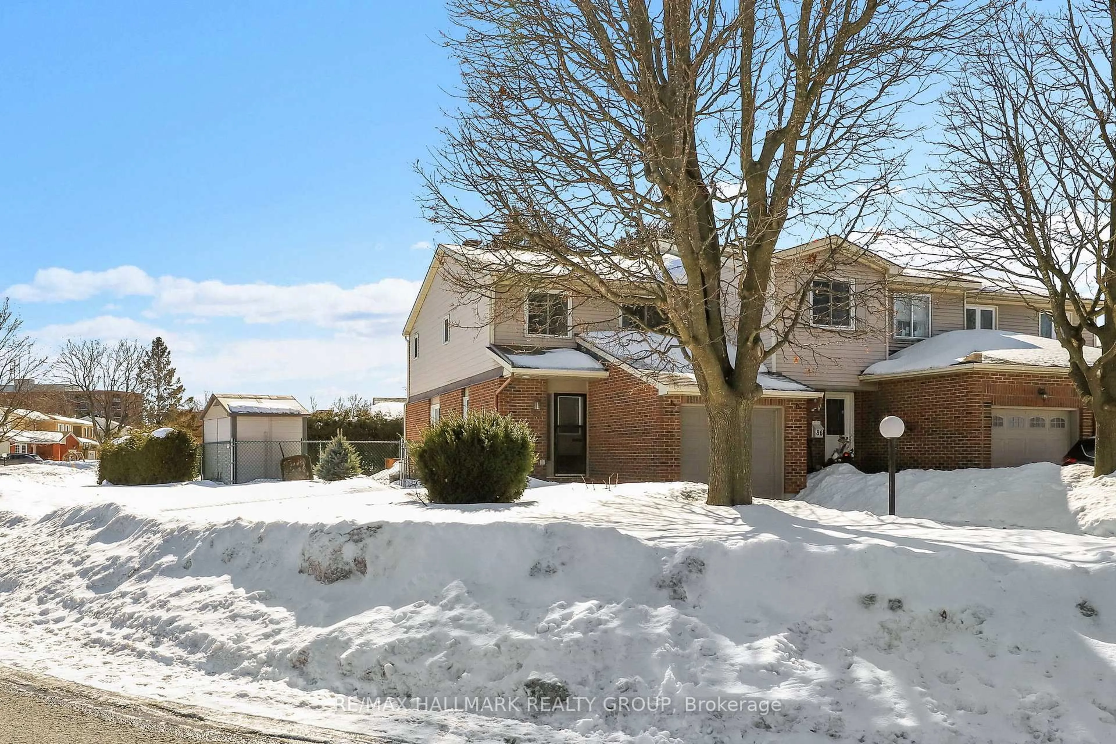 A pic from outside/outdoor area/front of a property/back of a property/a pic from drone, street for 88 Homestead St, Nepean Ontario K2E 7N6