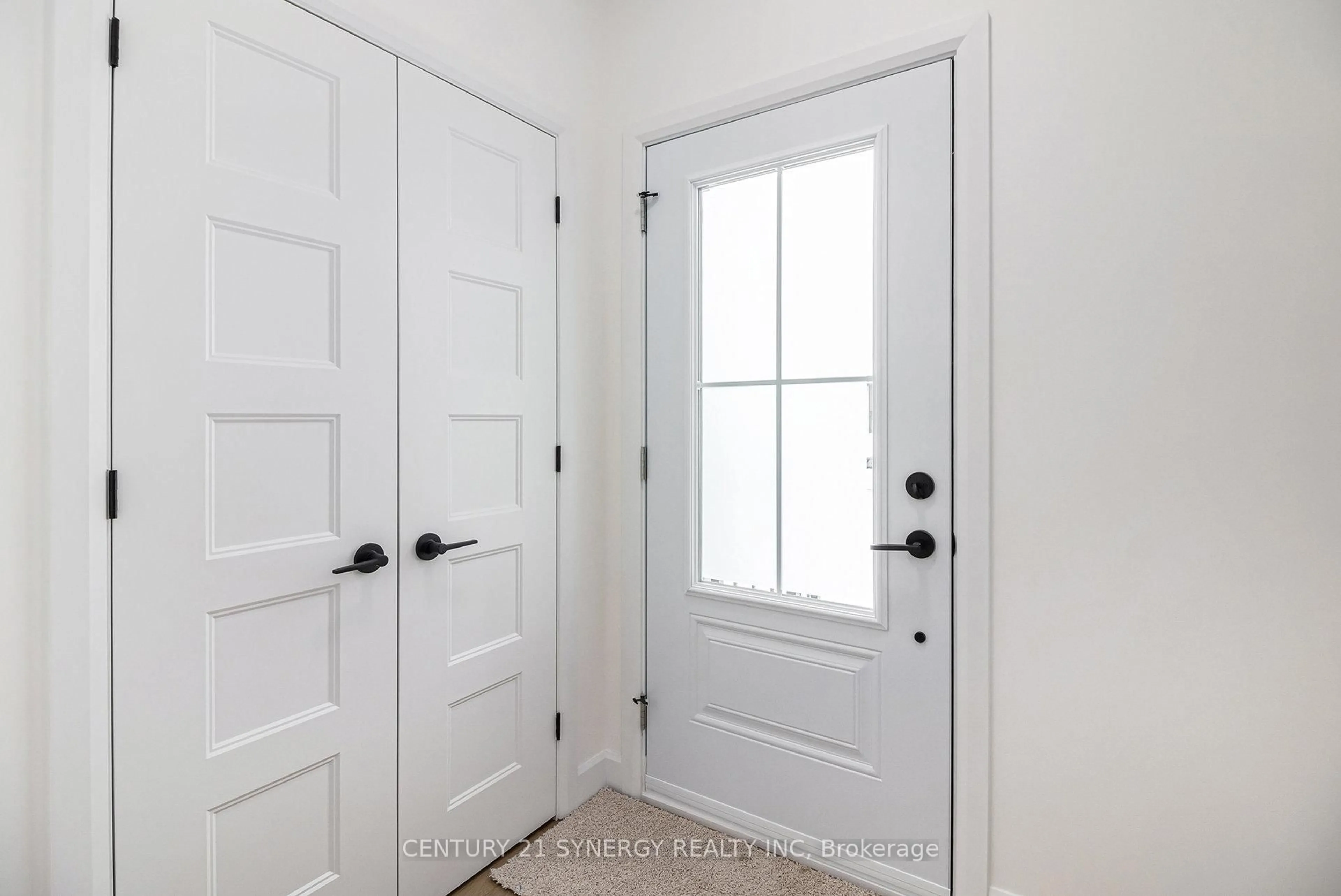 Indoor entryway for 85 VILLENEUVE St, North Stormont Ontario K0C 1W0