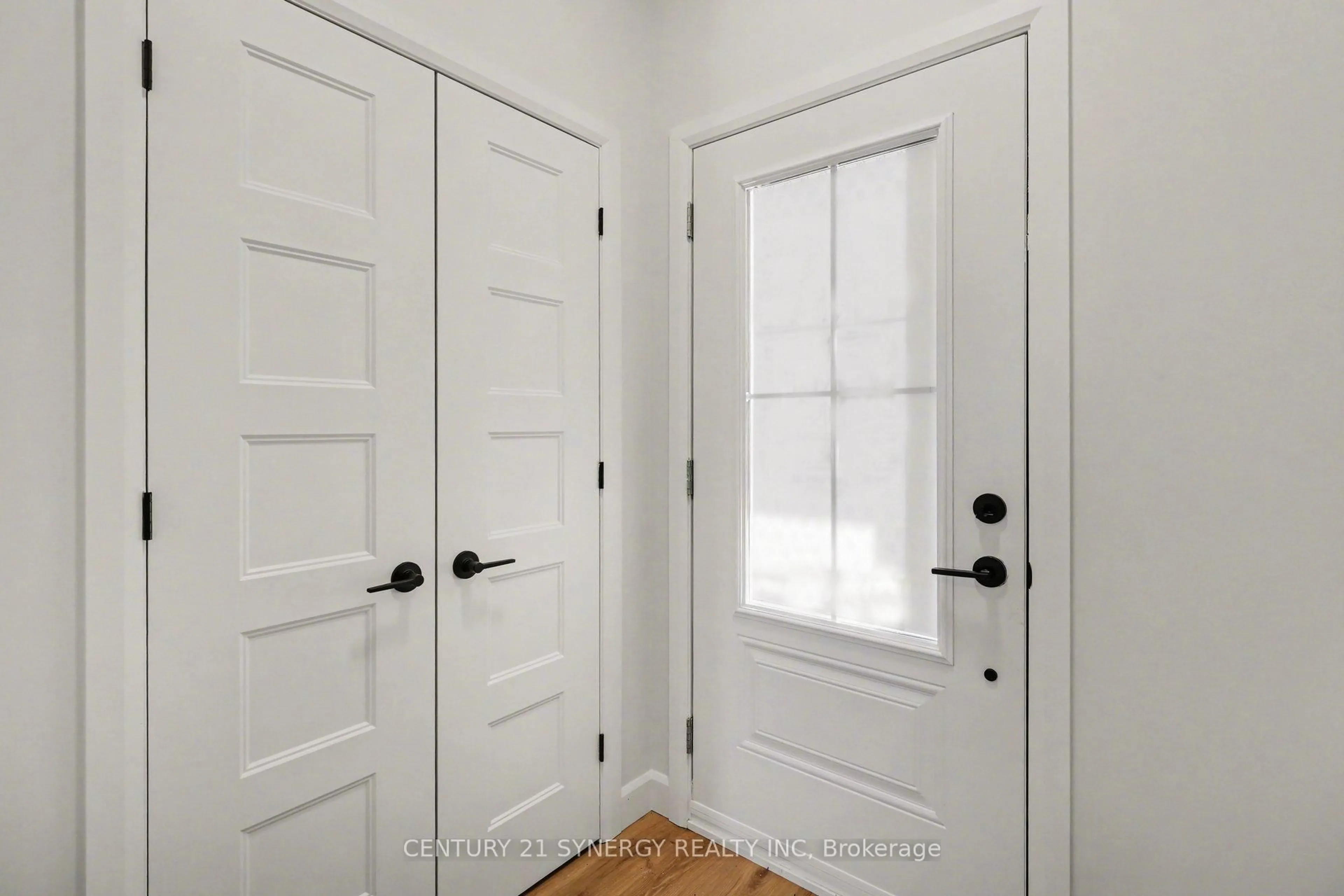 Indoor entryway for 63 VILLENEUVE St, North Stormont Ontario K0C 1W0