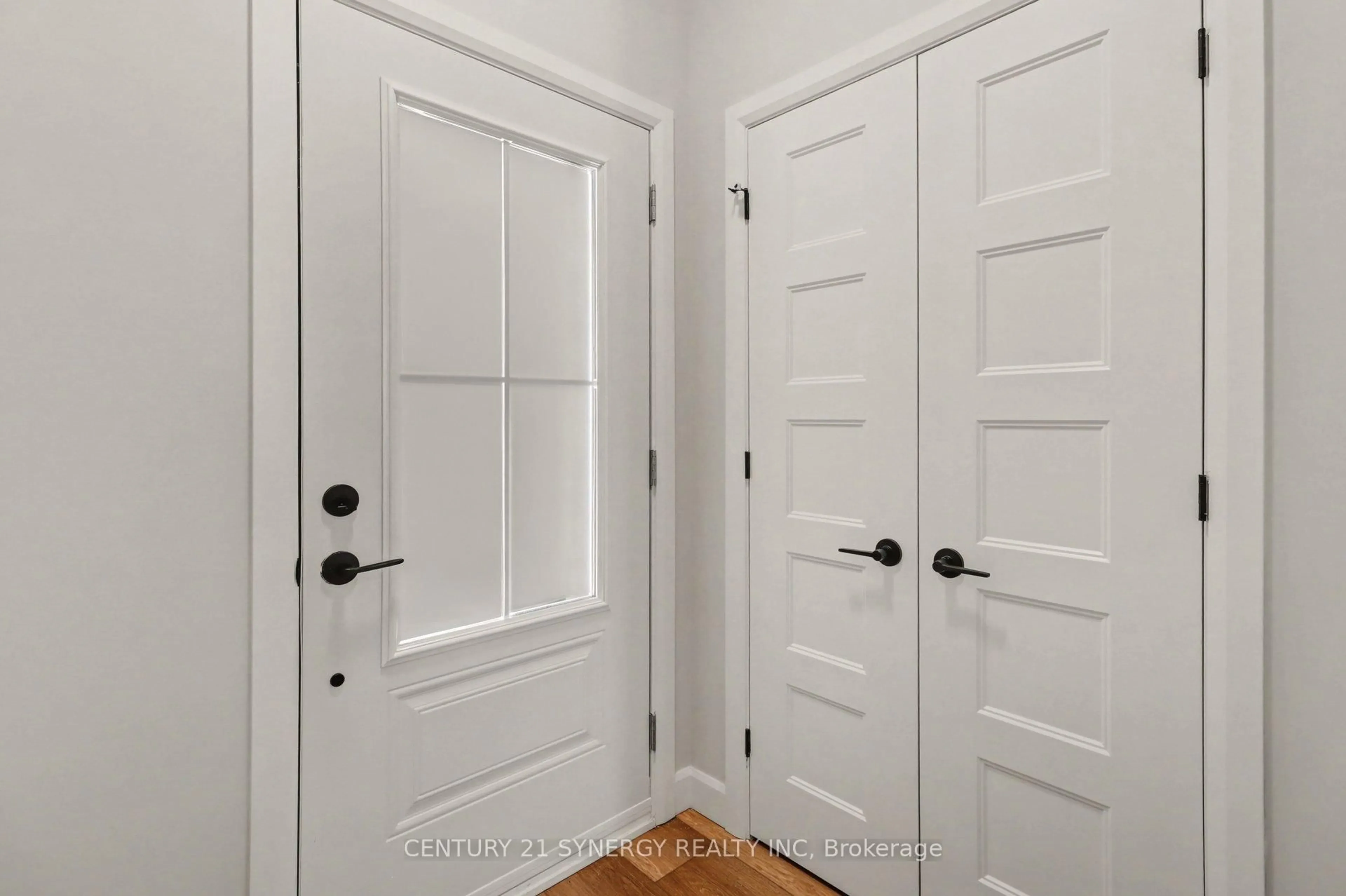 Indoor entryway for 69 VILLENEUVE St, North Stormont Ontario K0C 1W0