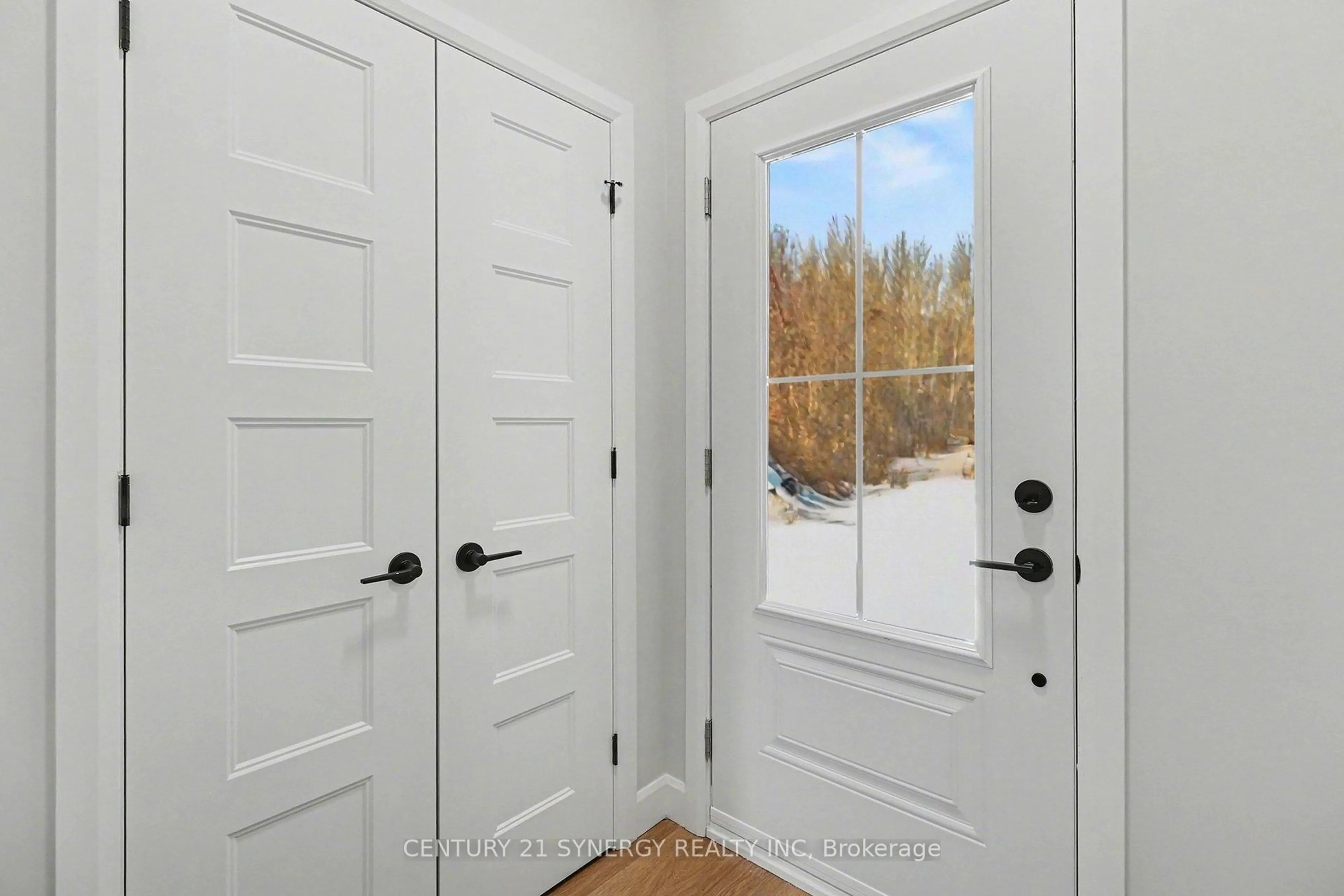 Indoor entryway for 67 VILLENEUVE St, North Stormont Ontario K0C 1W0