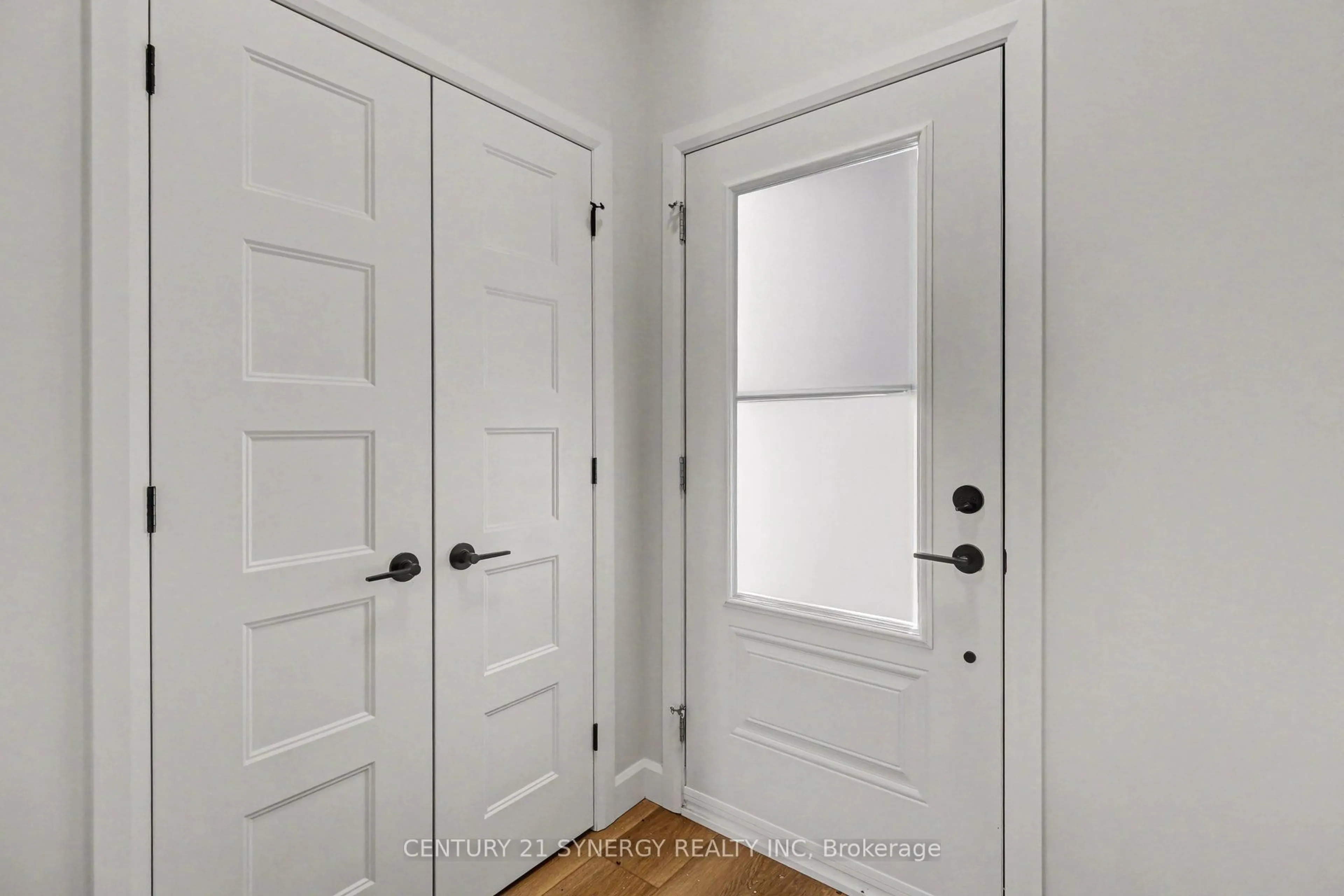 Indoor entryway for 75 VILLENEUVE St, North Stormont Ontario K0C 1W0