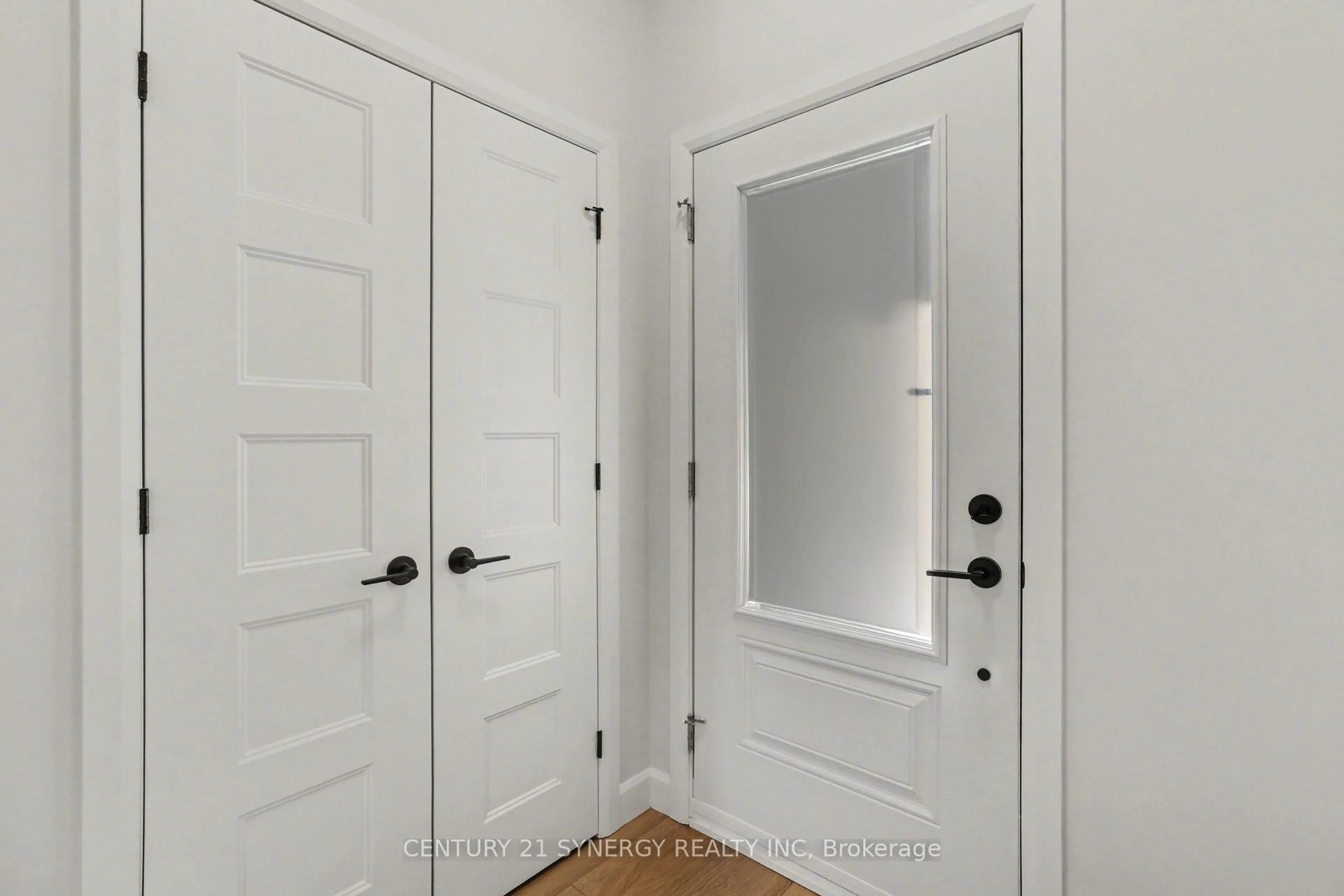 Indoor entryway for 79 VILLENEUVE St, North Stormont Ontario K0C 1W0