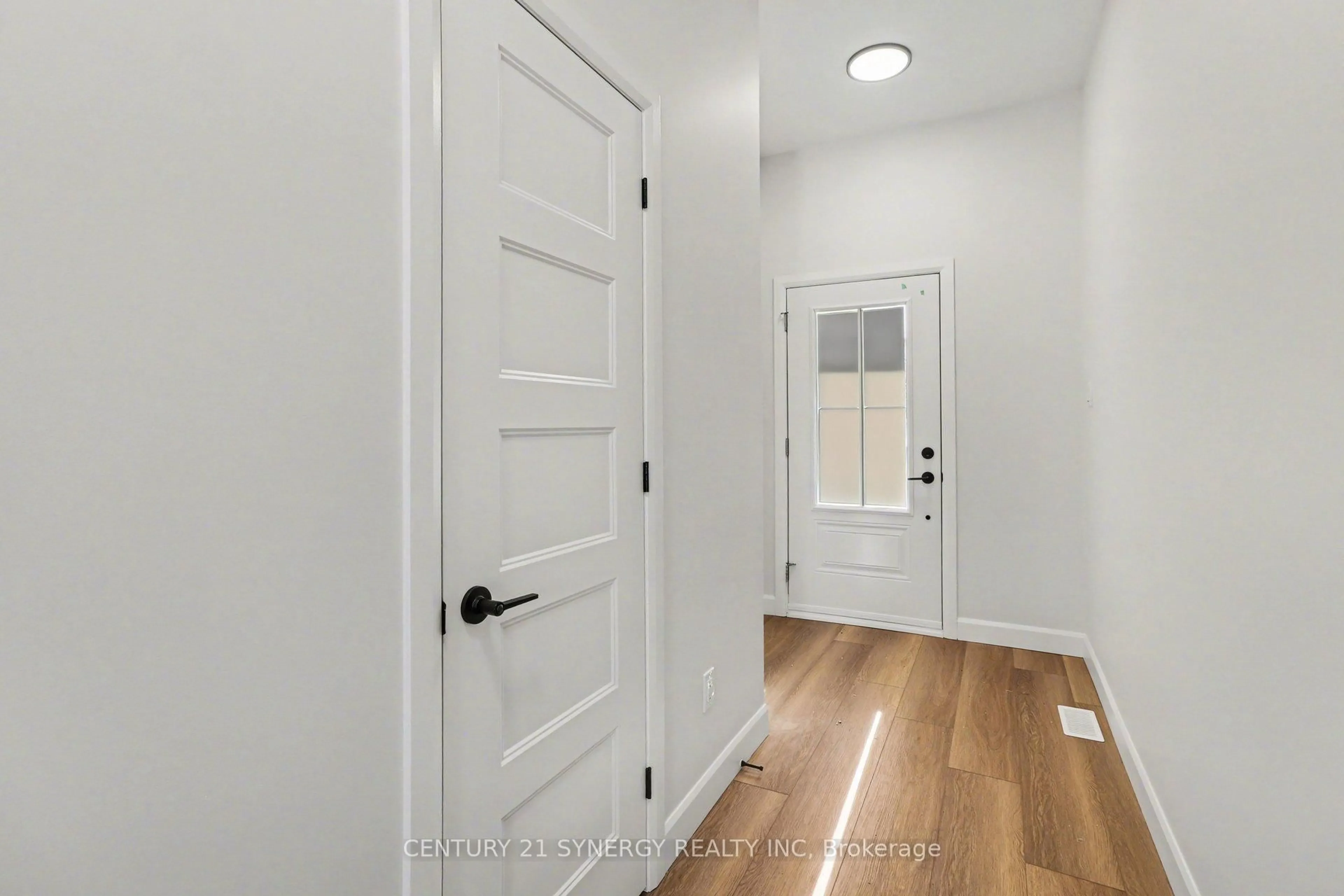 Indoor entryway for 79 VILLENEUVE St, North Stormont Ontario K0C 1W0