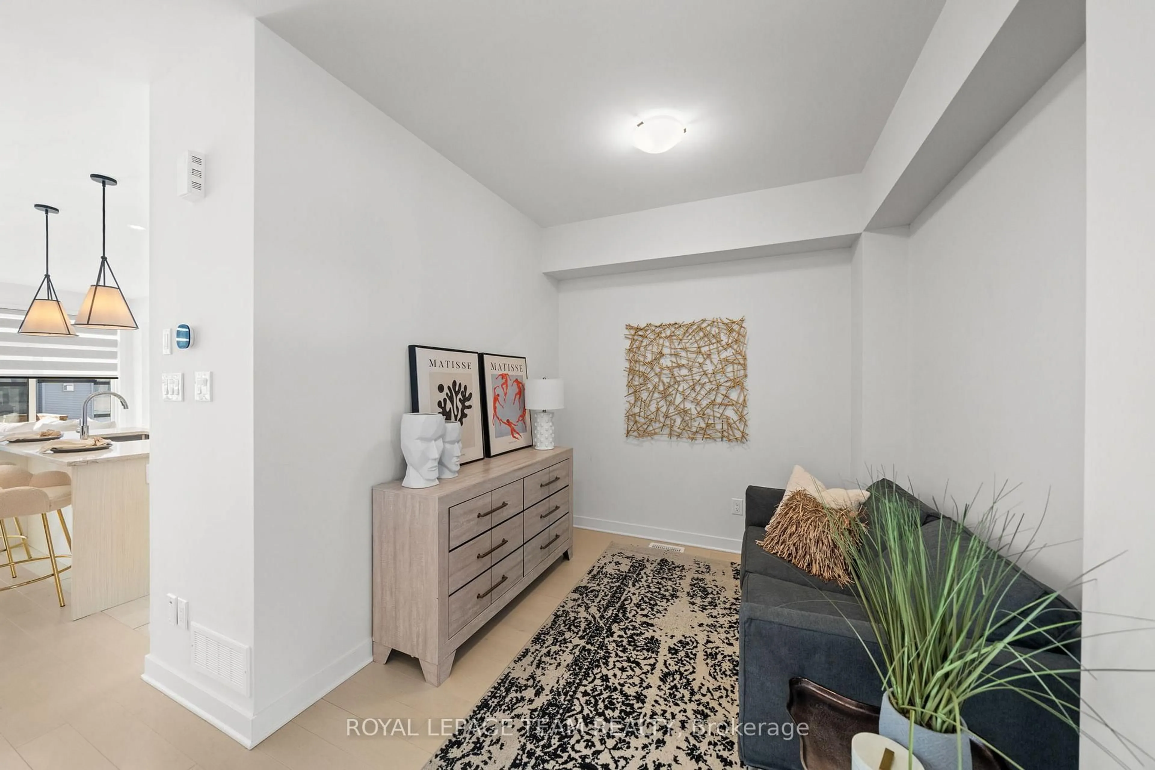 Unknown for 222 TRUMPETER Grve, Ottawa Ontario K4M 0N7