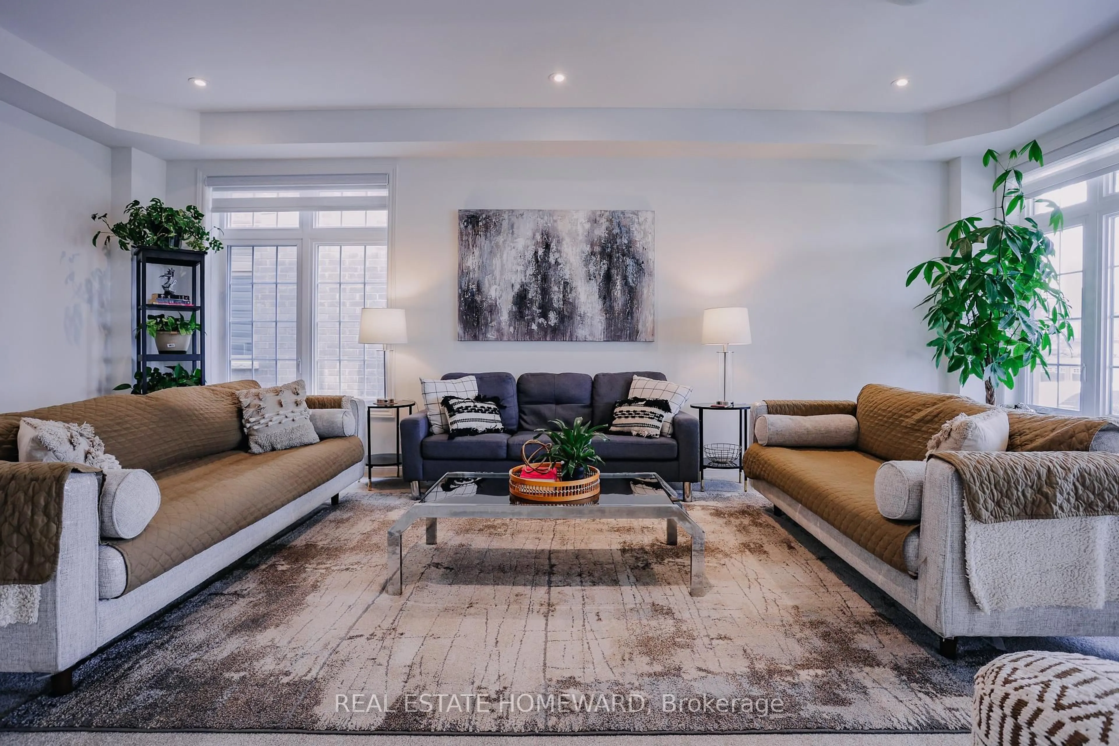 Living room with furniture, unknown for 111 Rea Dr, Centre Wellington Ontario N1M 2W3