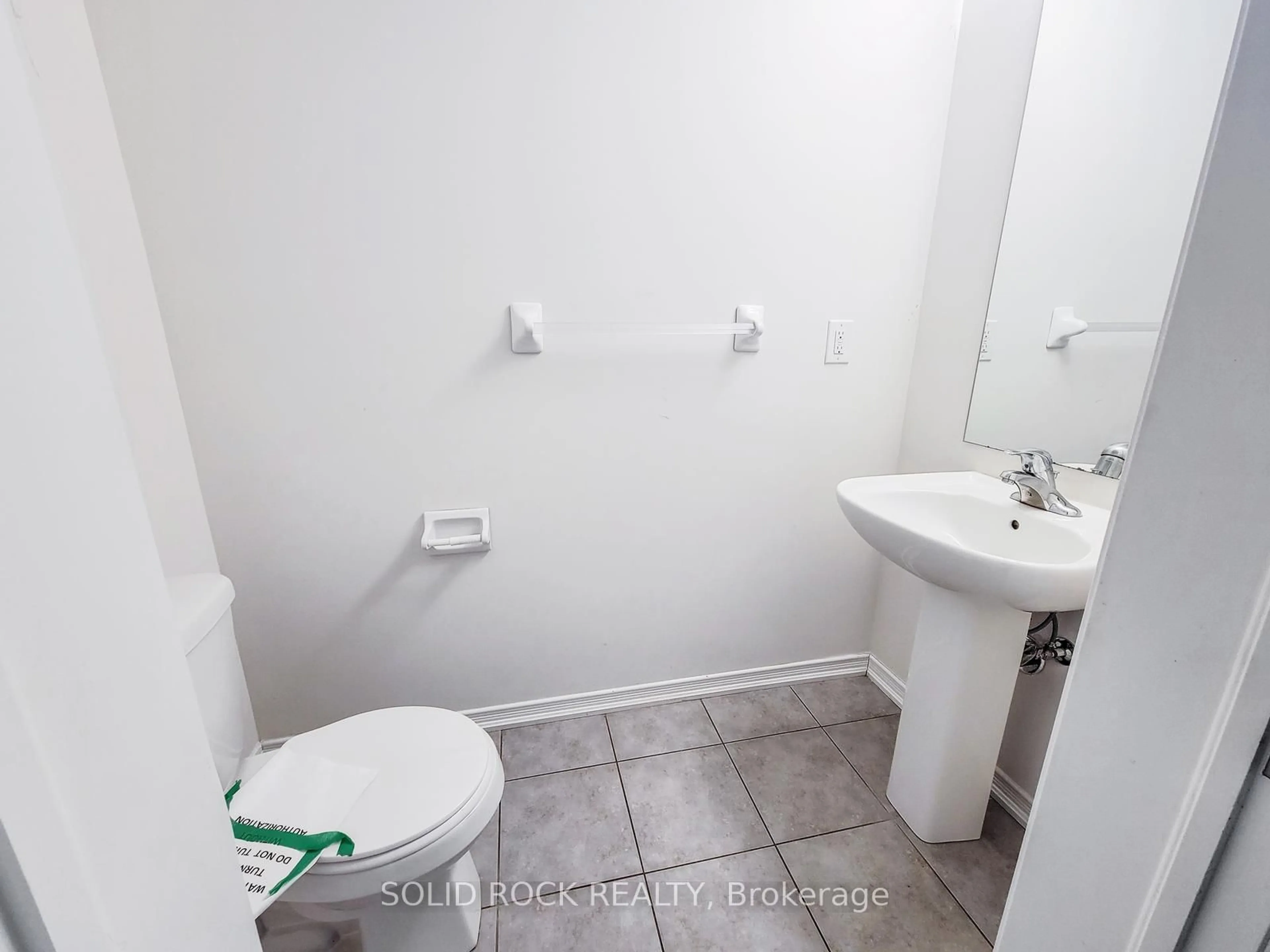 Standard bathroom, unknown for 3 Cooke Ave, Brantford Ontario N3T 0S2
