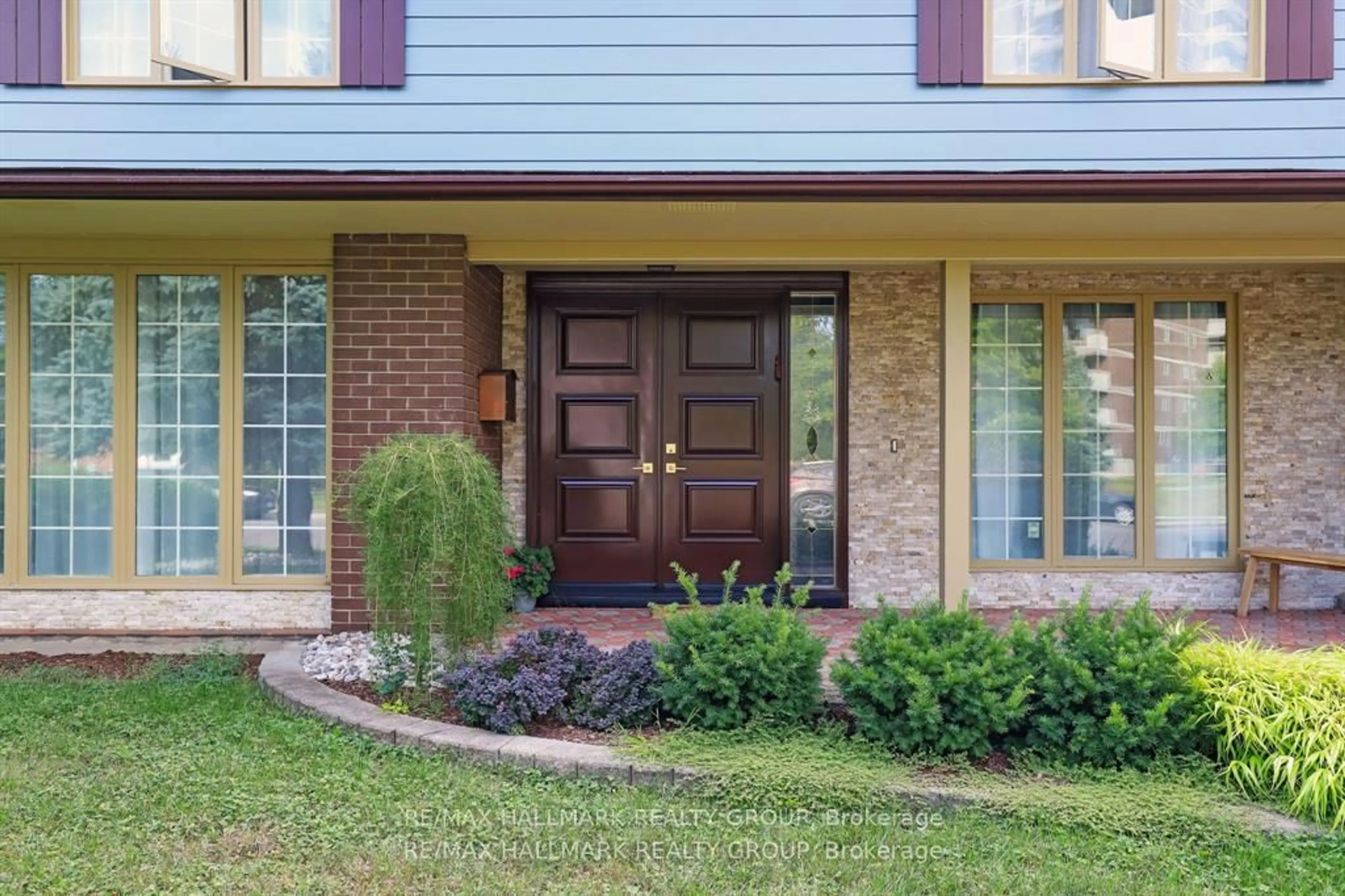 Home with brick exterior material, street for 1712 Playfair Dr, Ottawa Ontario K1H 5S6