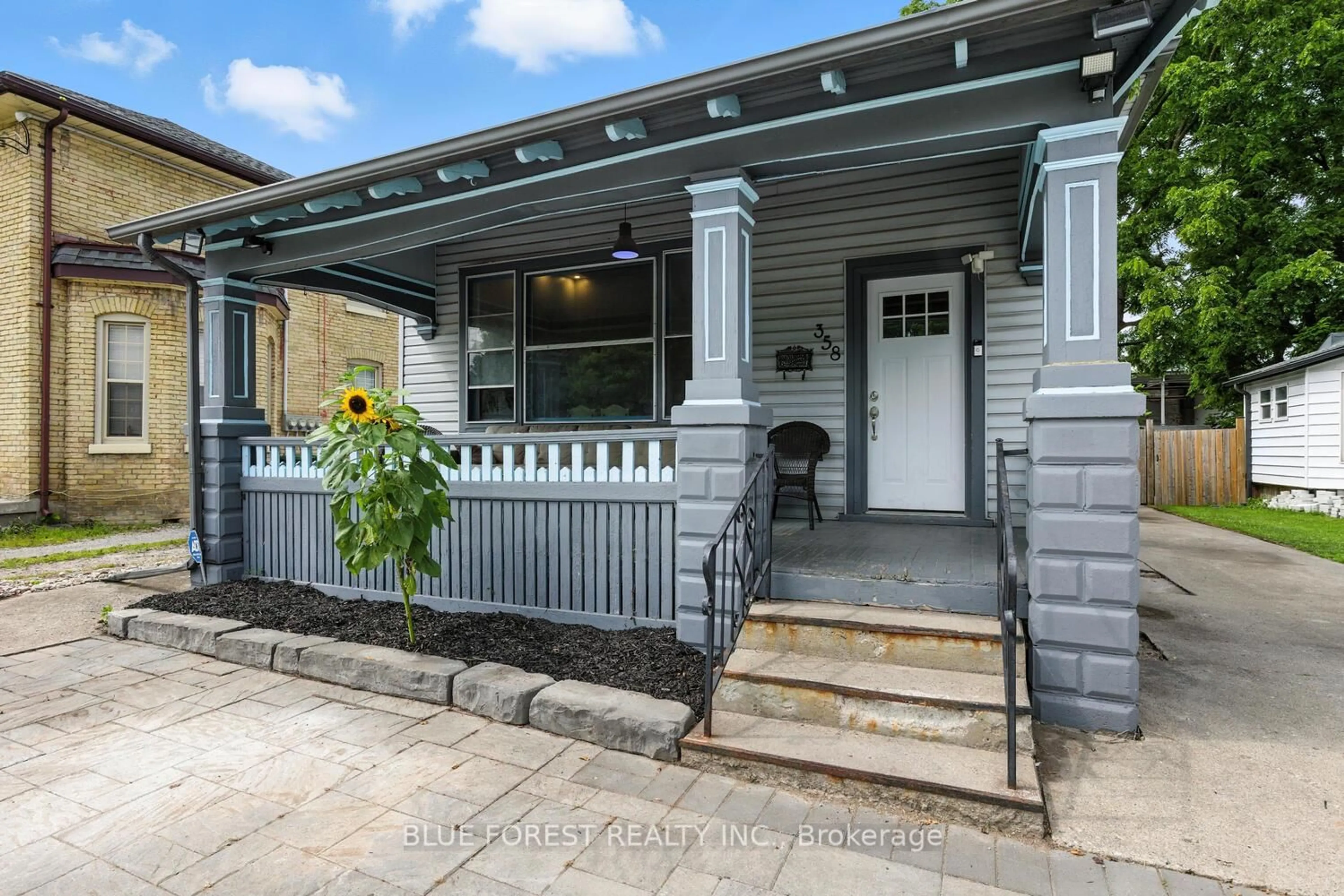 Unknown for 358 Simcoe St, London East Ontario N6B 1J7