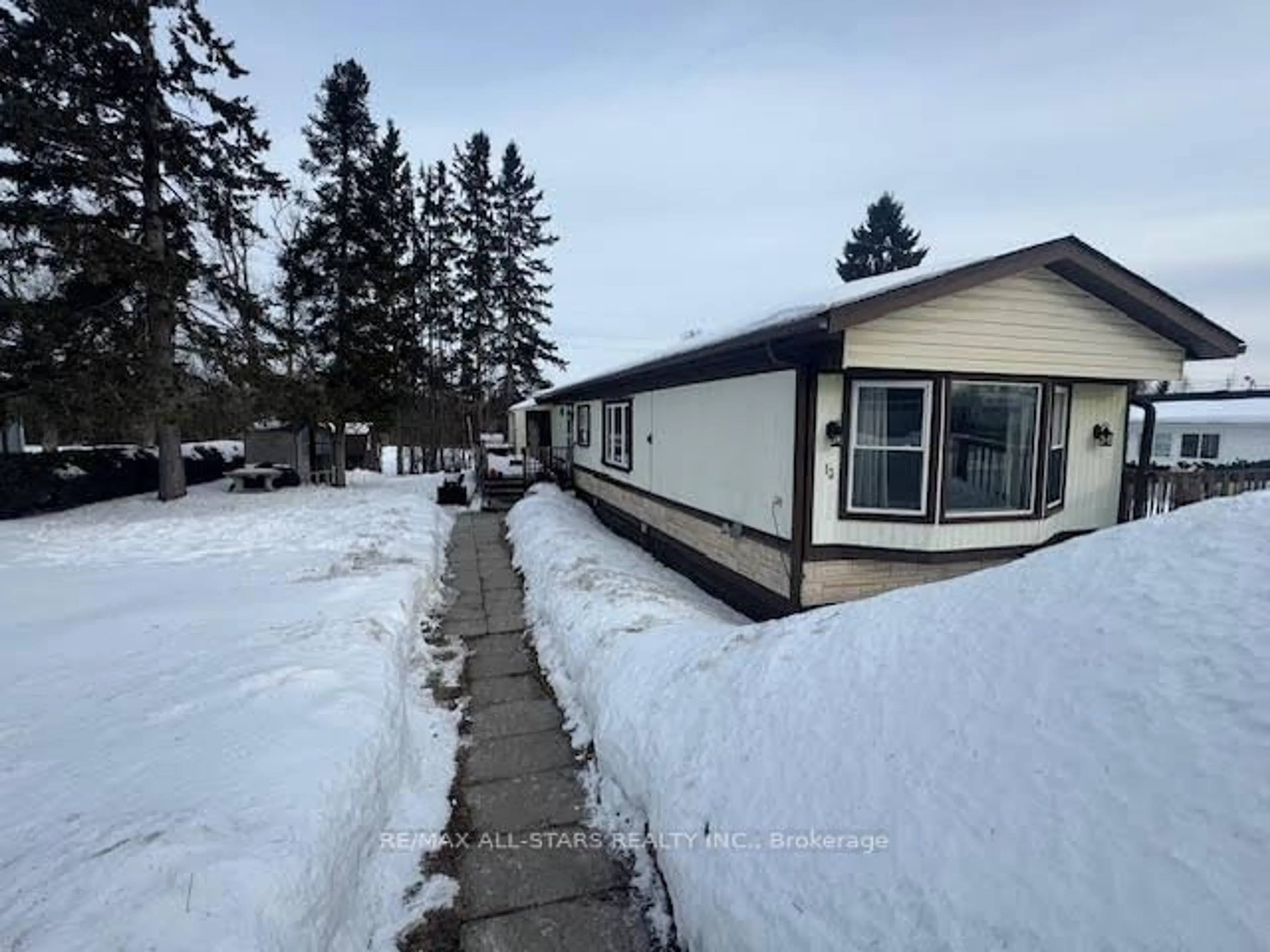 Unknown for 13 Fenelon Way, Kawartha Lakes Ontario K9V 0H9