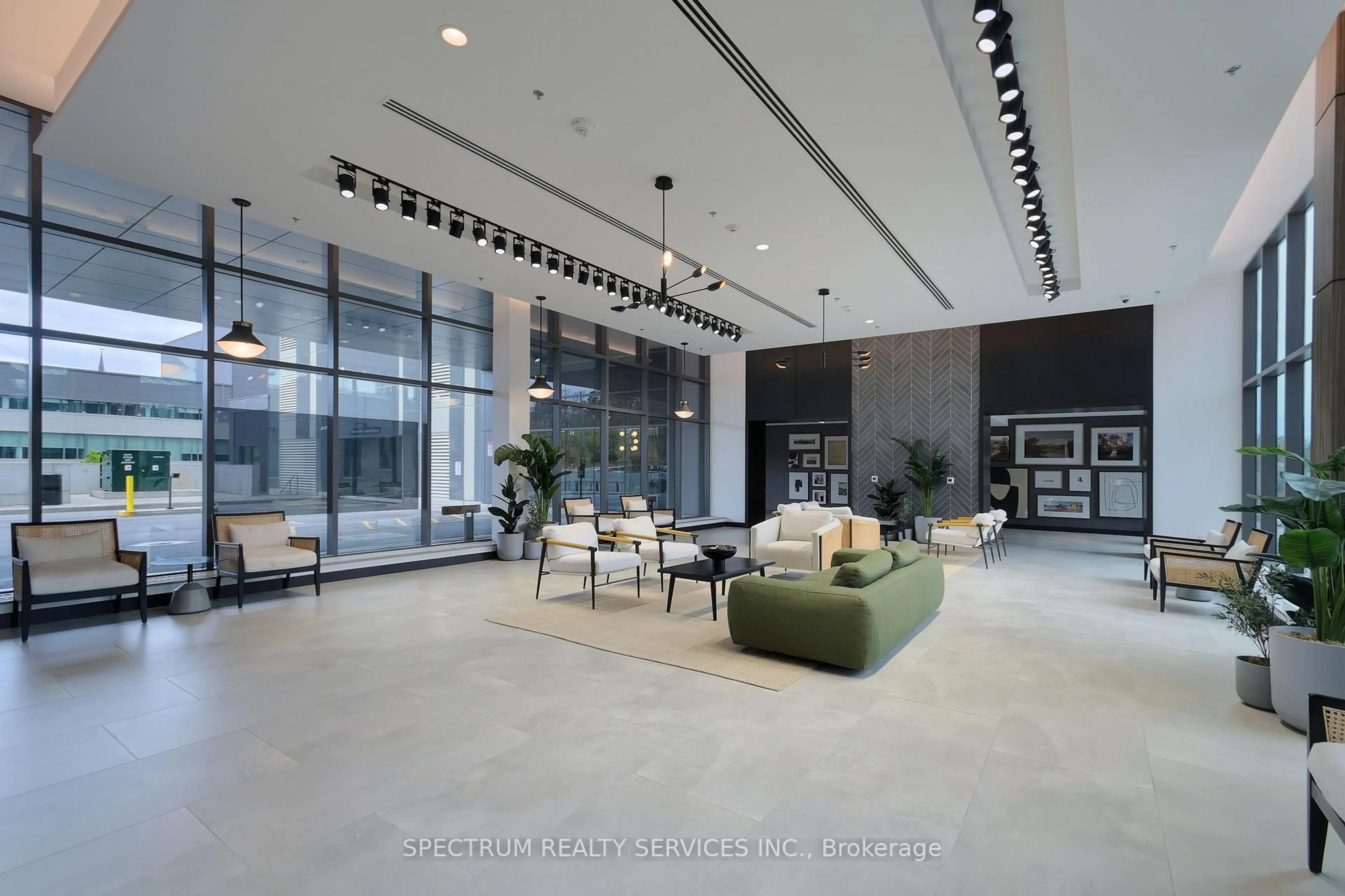 Lobby for 15 Glebe St #910, Cambridge Ontario N1S 0C3