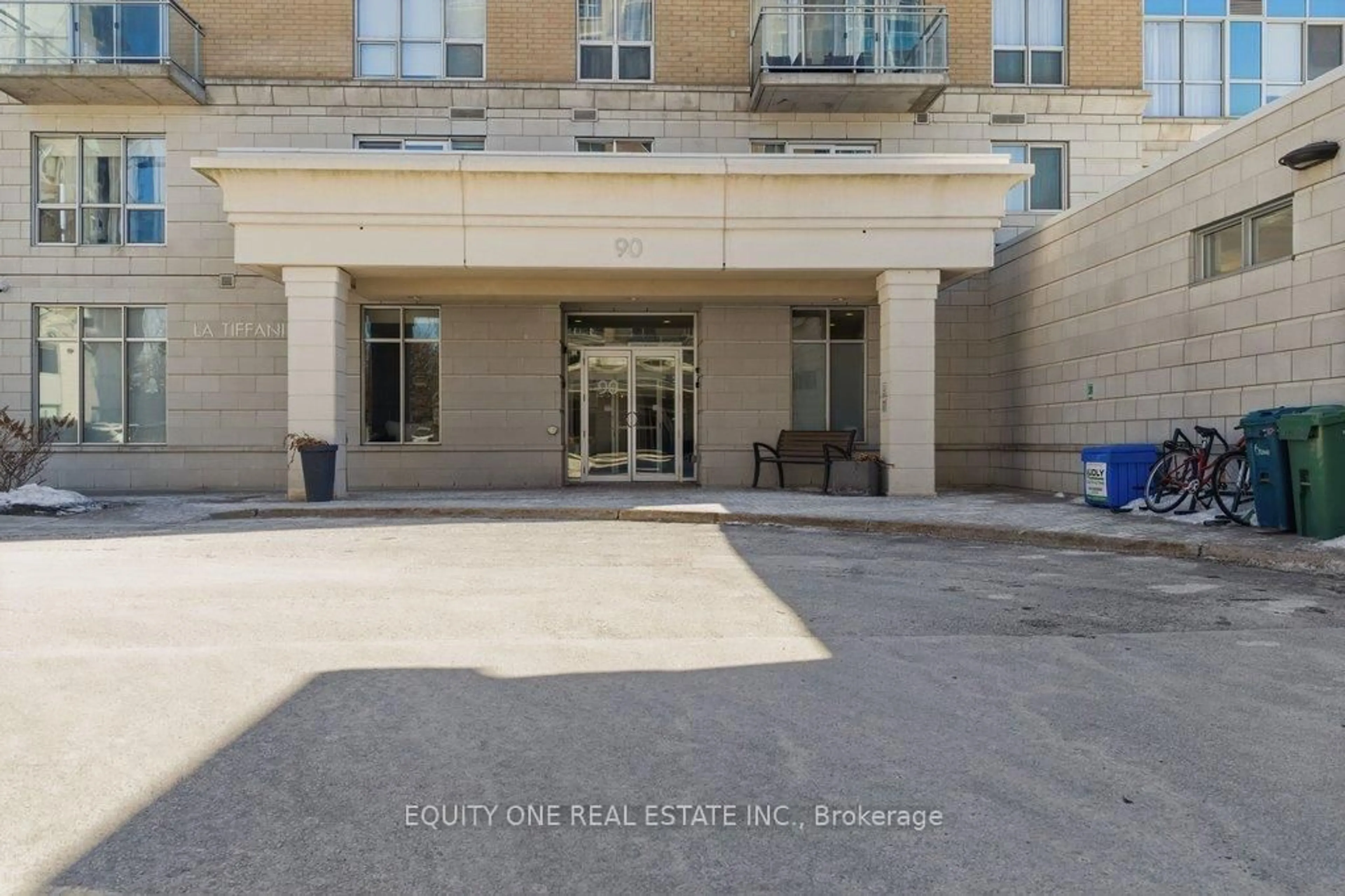 Unknown for 90 Landry St #105, Ottawa Ontario K1L 0A9