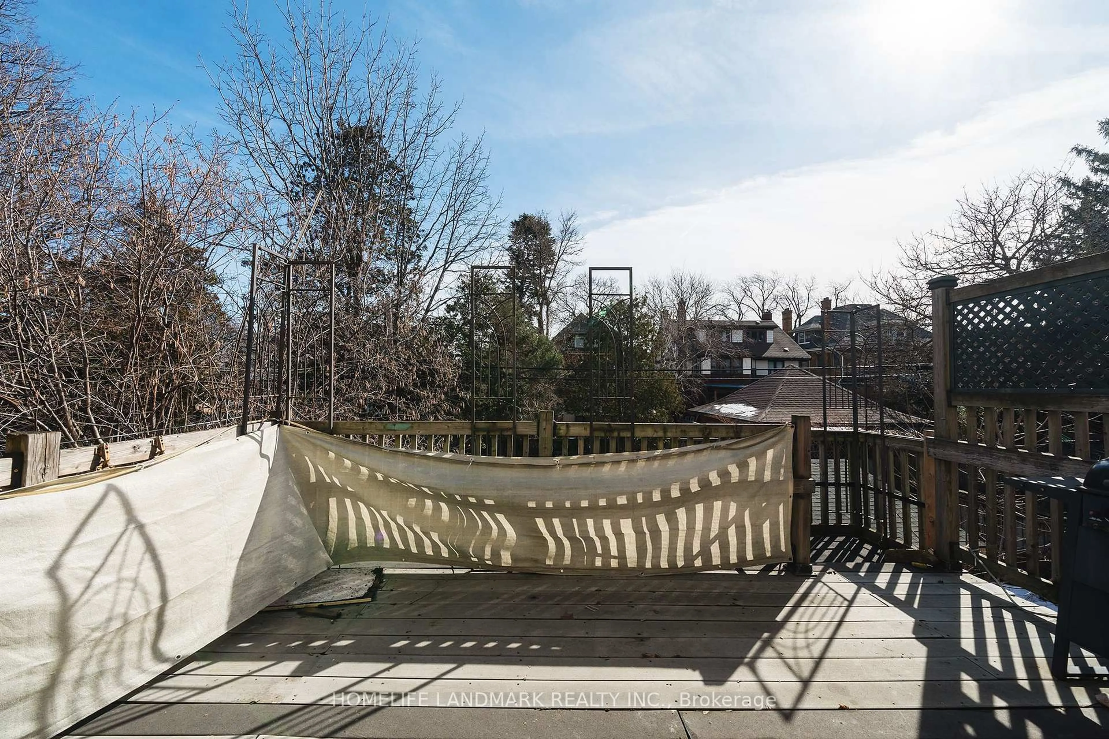 Patio, unknown for 107 Spadina Ave, Hamilton Ontario L8M 2X4