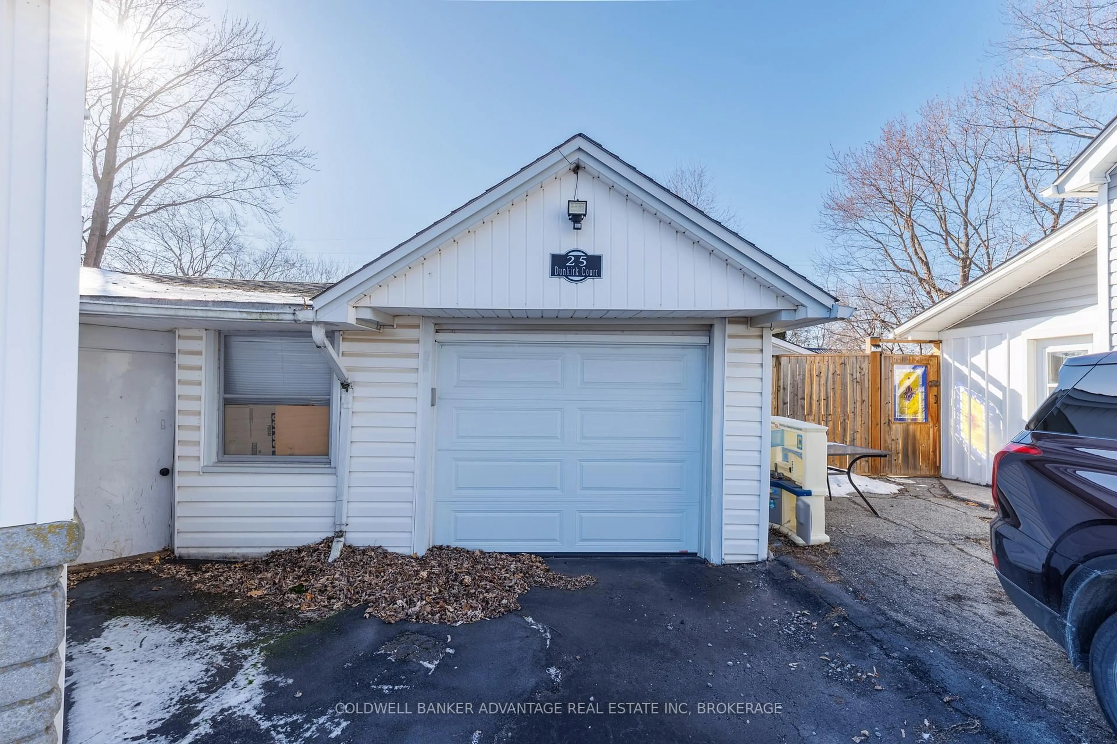 Unknown for 25 Dunkirk Crt, Welland Ontario L3B 4W1