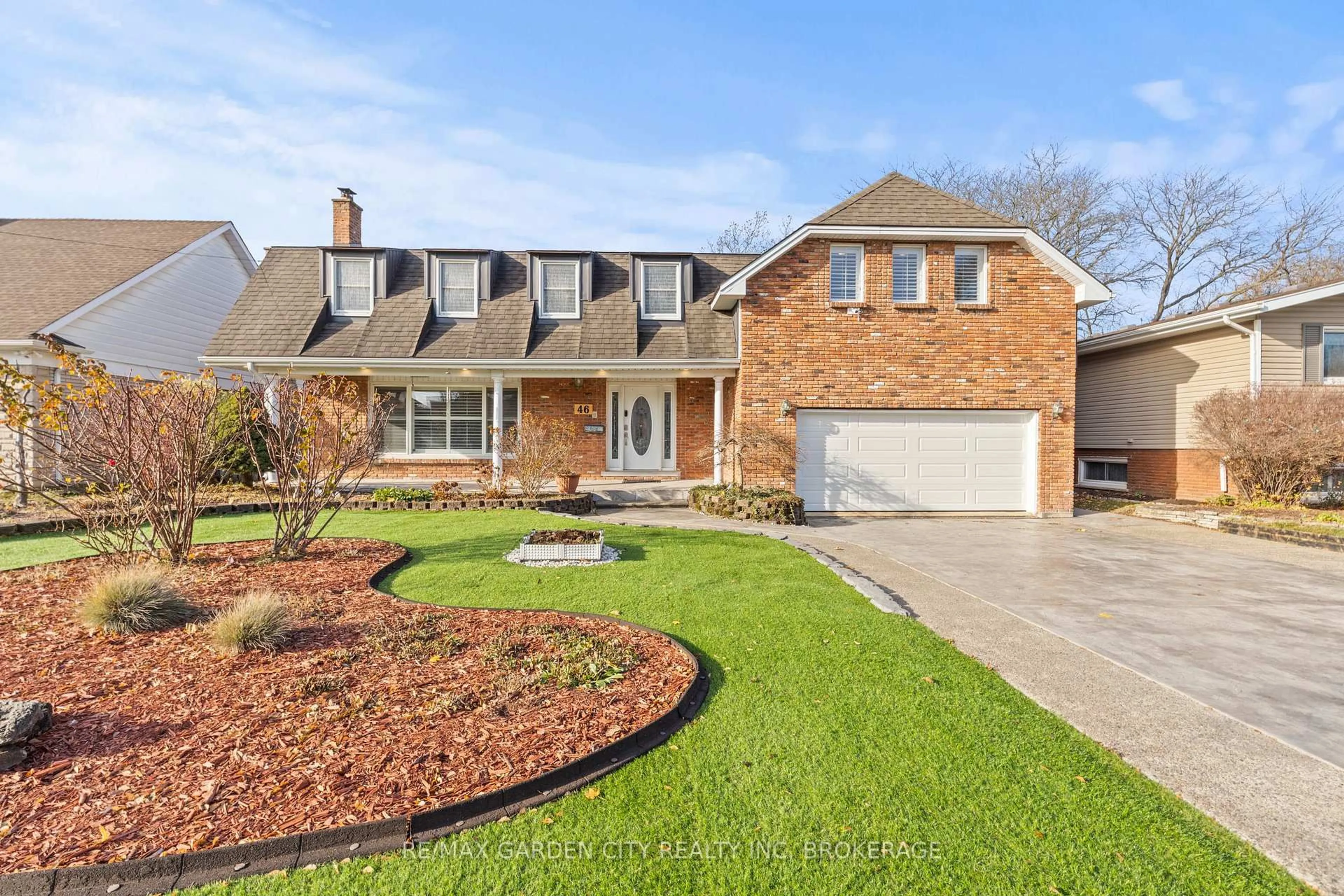 Home with brick exterior material, street for 46 Adelene Cres, St. Catharines Ontario L2T 3C8