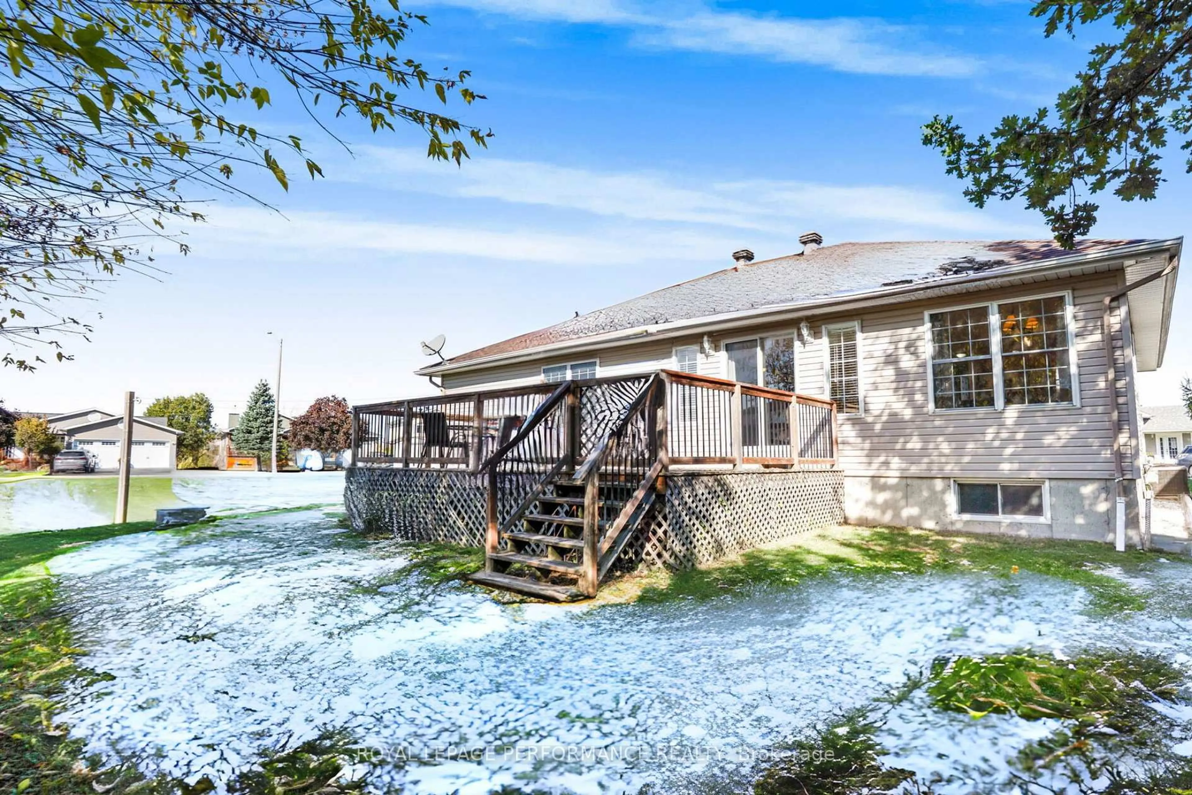 Patio, unknown for 40 Lori Lane, North Dundas Ontario K0C 2H0