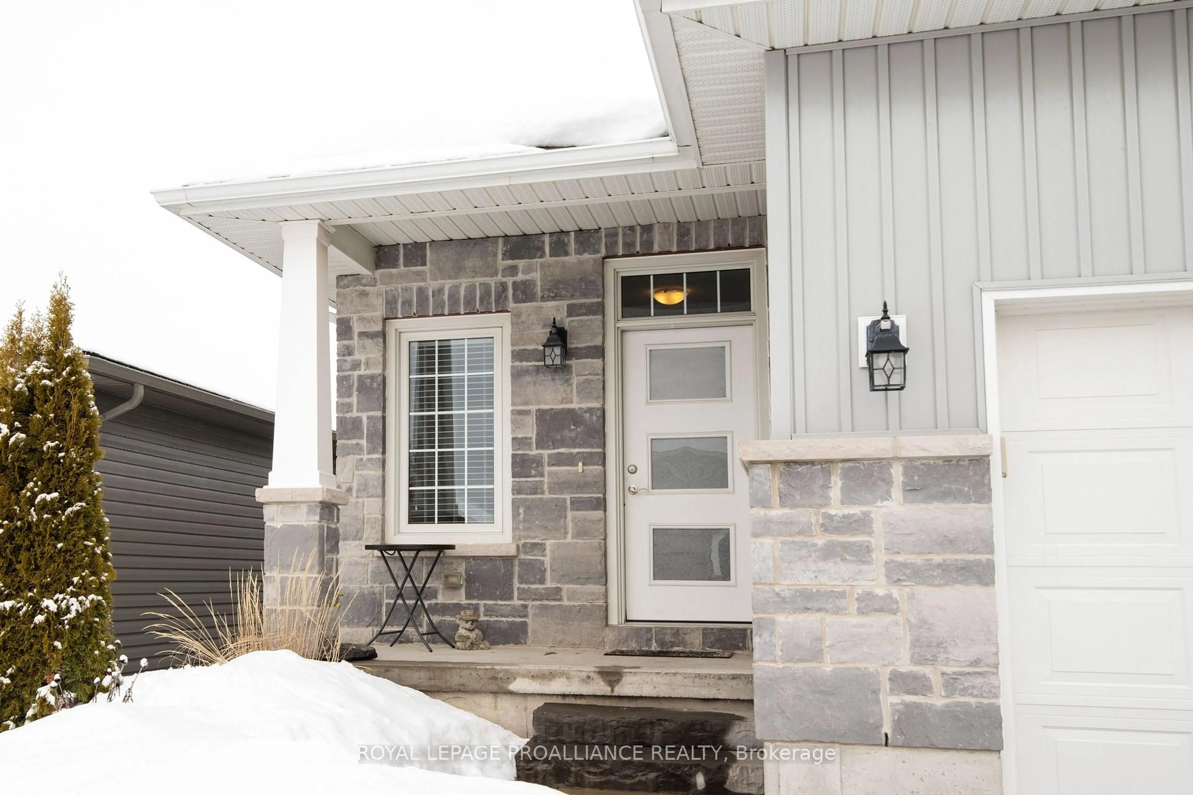 Unknown for 22 Walnut Cres, Belleville Ontario K8N 0E4