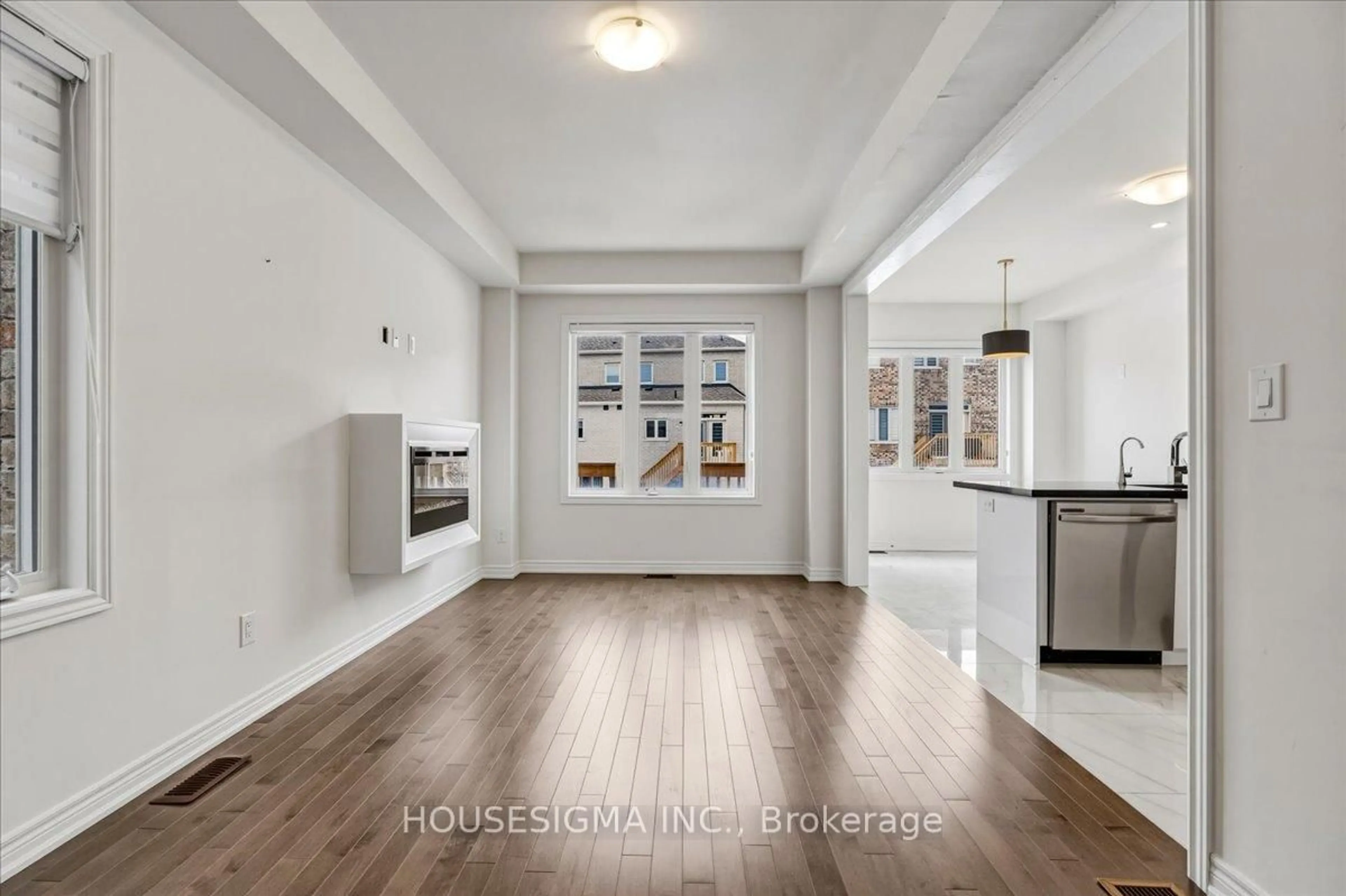 Unknown for 303 Great Falls Blvd, Hamilton Ontario L8B 1Z5