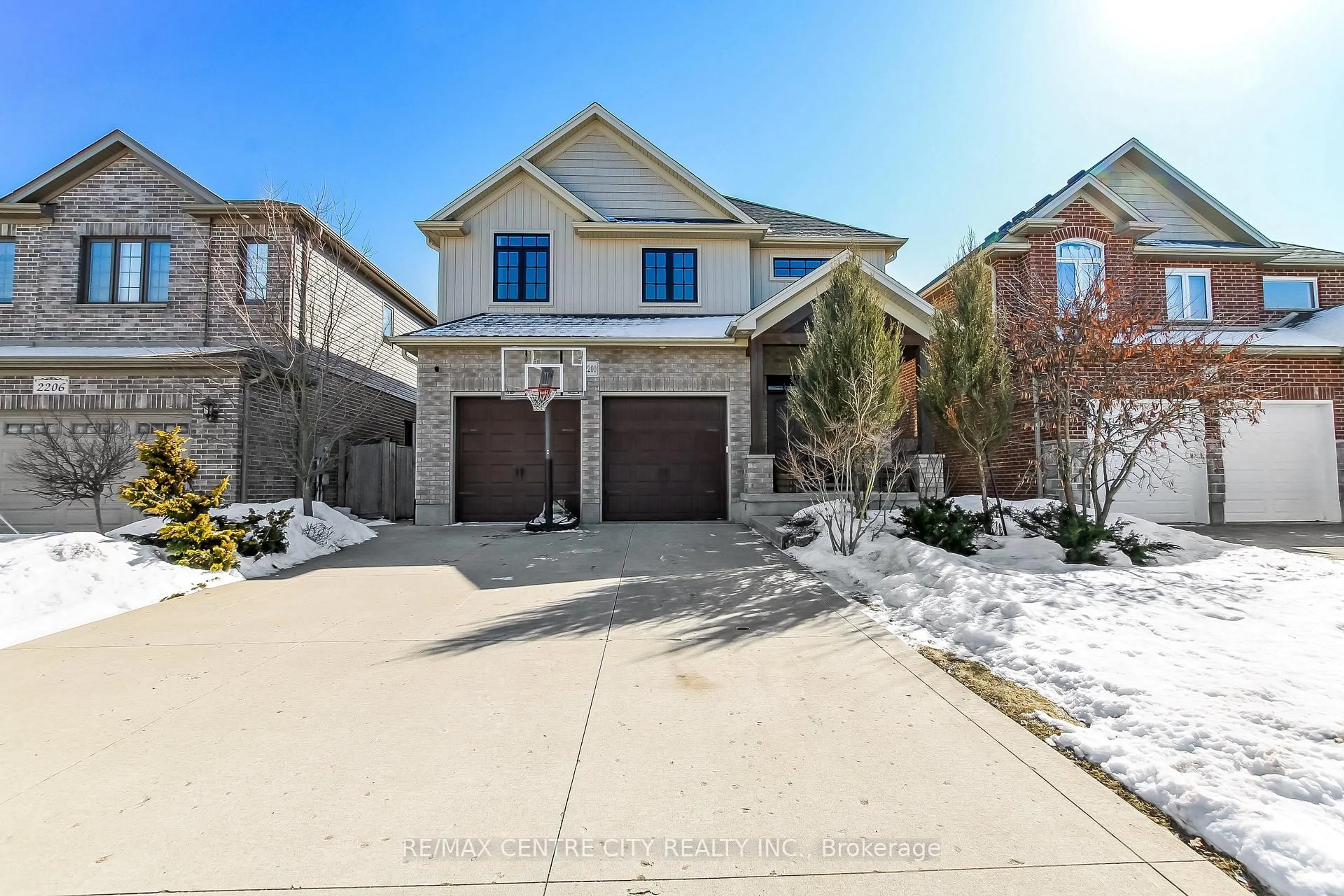 Home with brick exterior material, street for 2200 Springridge Dr, London North Ontario N5X 0M3