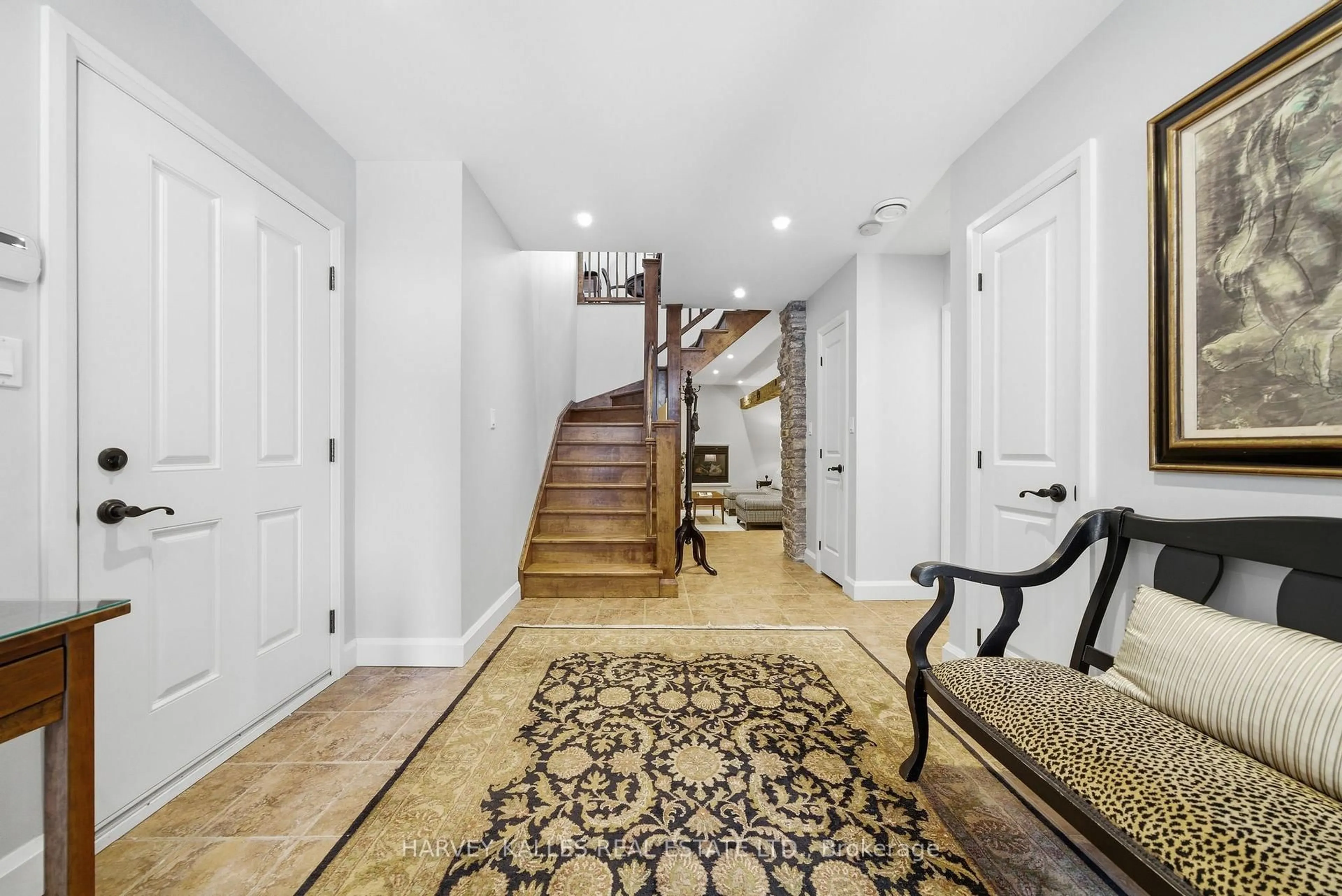 Indoor foyer for 4 Bridge St #7, Prince Edward County Ontario K0K 2T0