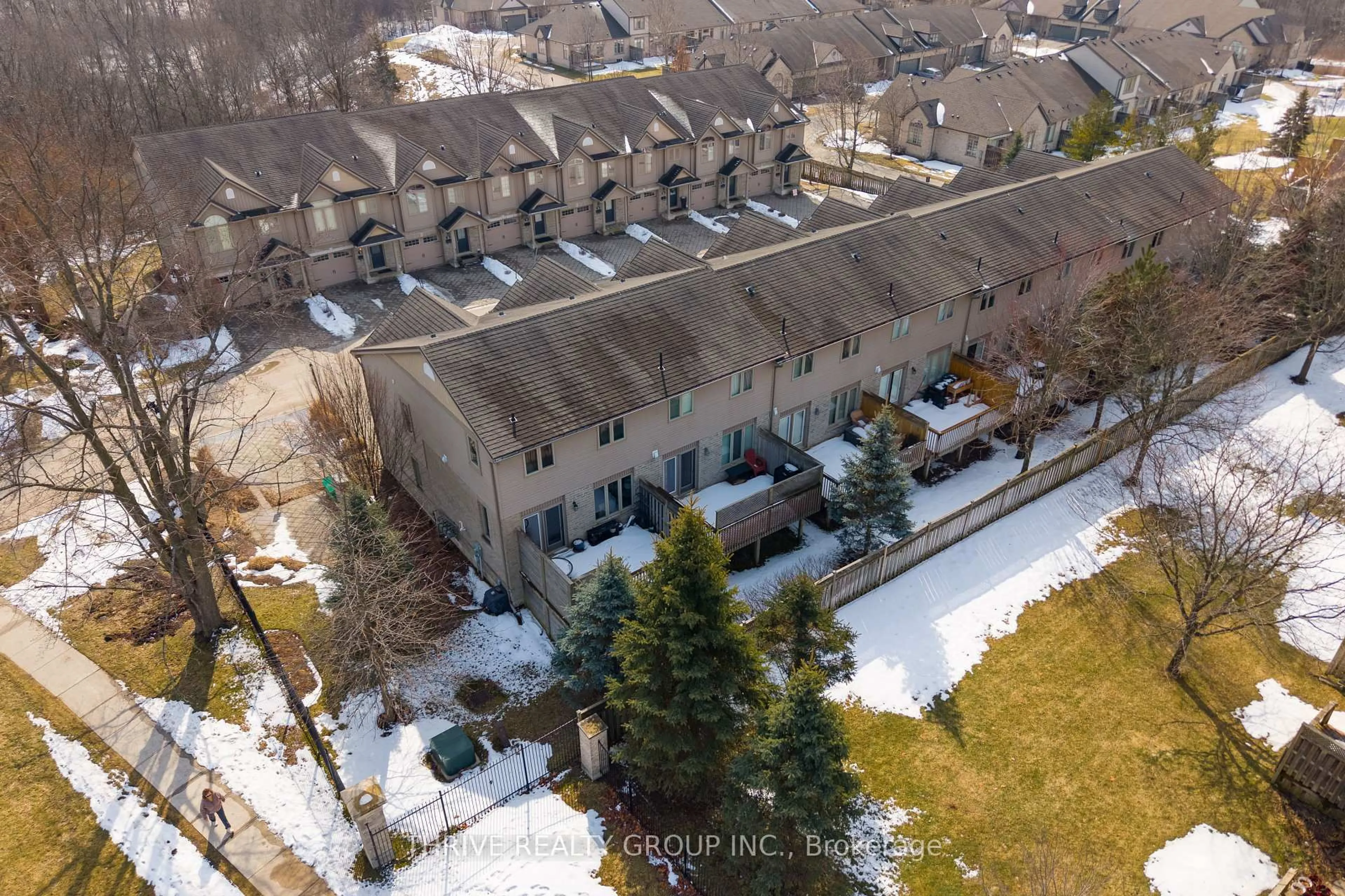 A pic from outside/outdoor area/front of a property/back of a property/a pic from drone, street for 582 HYDE PARK Rd #2, London North Ontario N6H 3S1