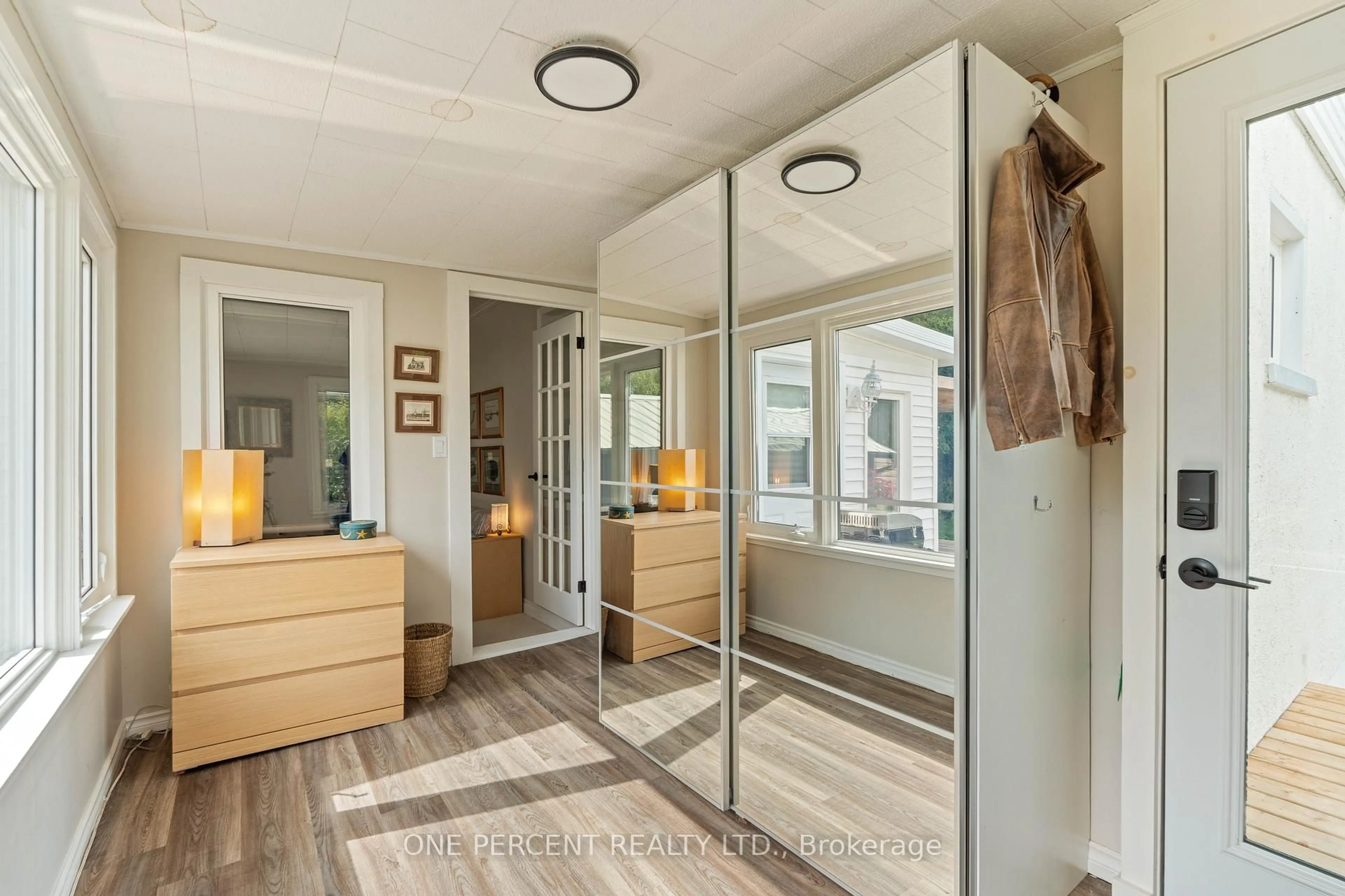 Indoor entryway for 18 STANLEY St, Prince Edward County Ontario K0K 1G0