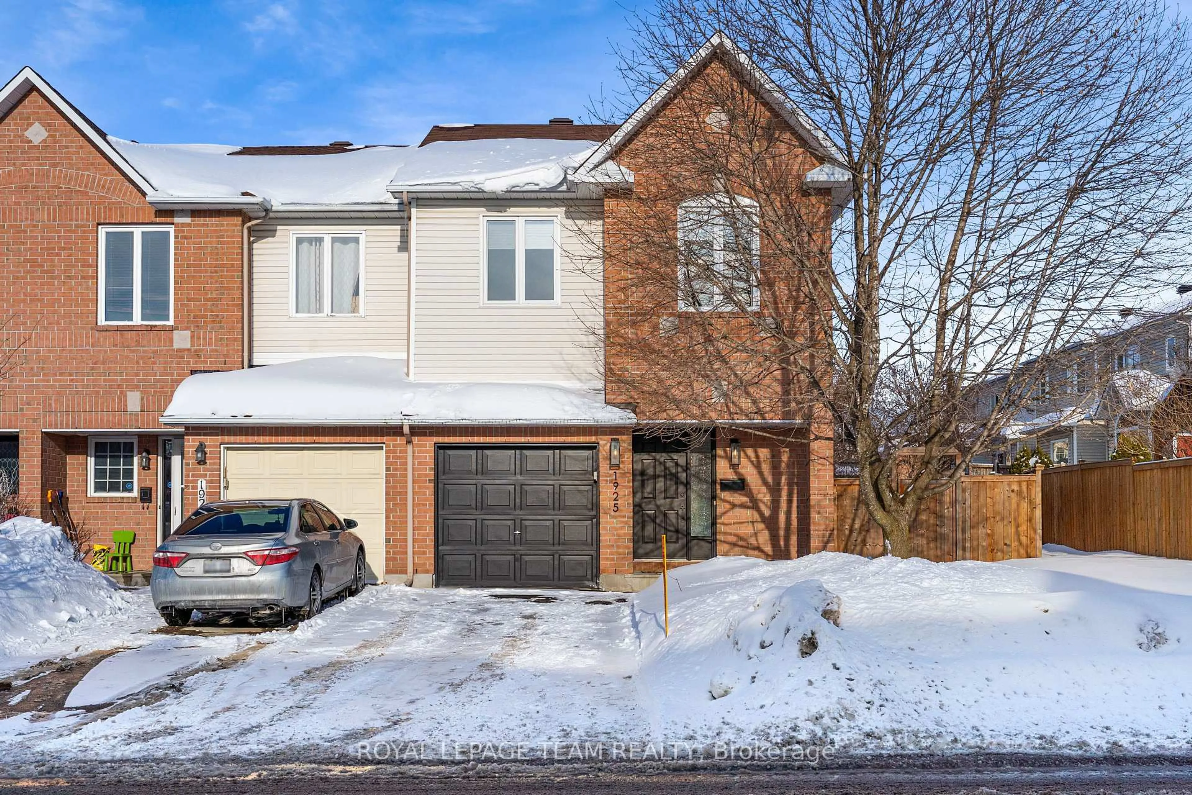 Home with brick exterior material, street for 1925 WINDWOOD Pl, Ottawa Ontario K1C 7K7