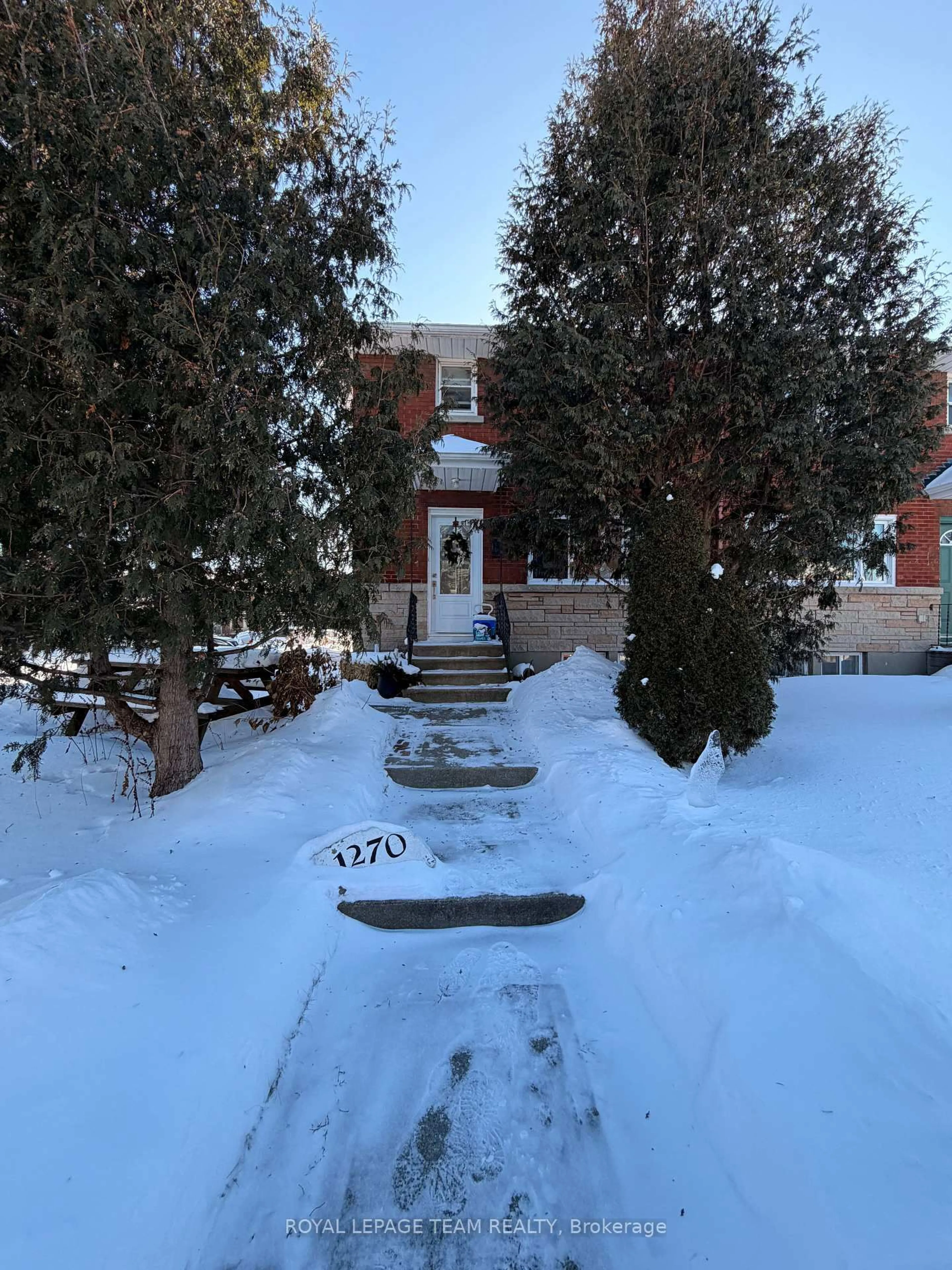 Unknown for 1268 & 1270 Erie Ave, Ottawa Ontario K1V 6G4