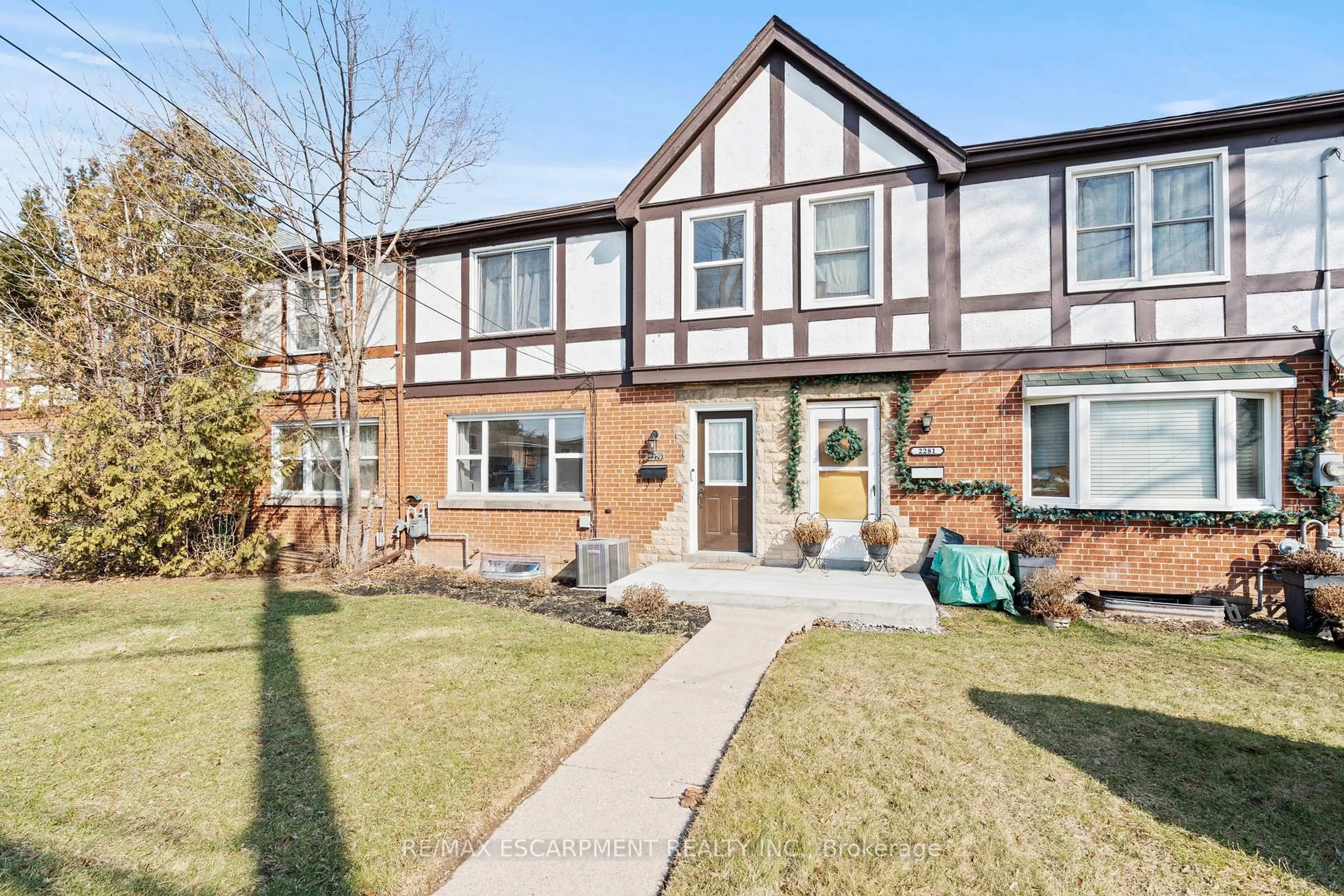 Home with brick exterior material, street for 2279 King St, Hamilton Ontario L8K 1X4