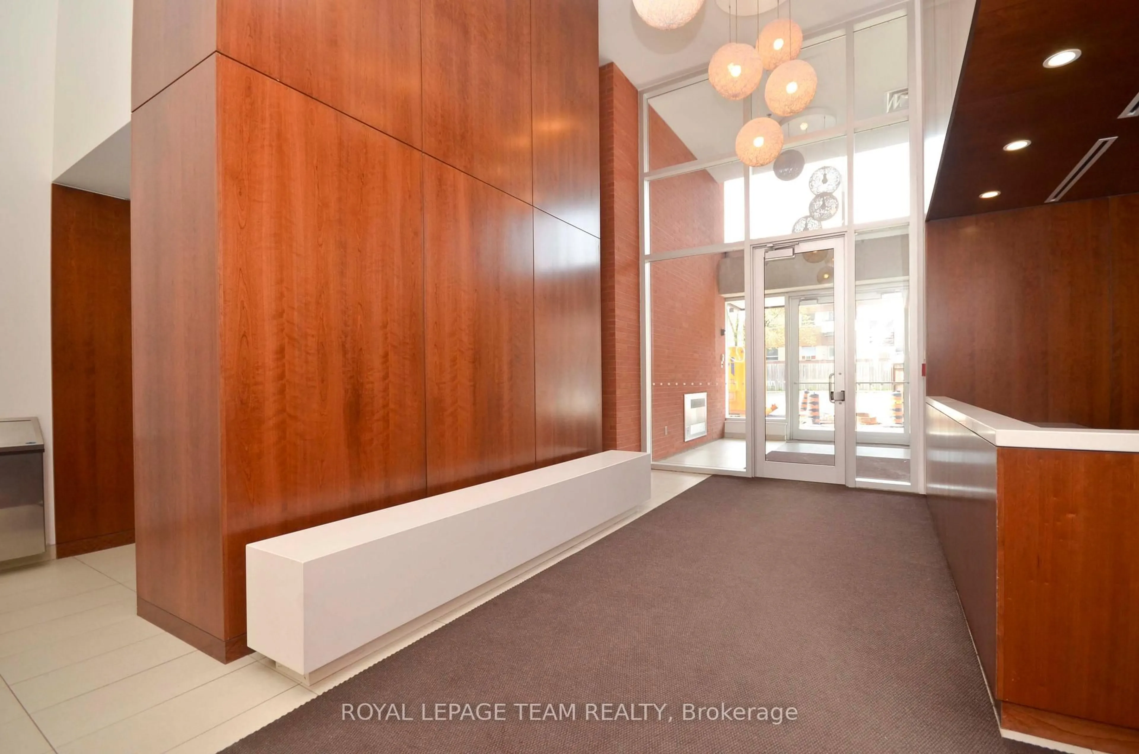 Unknown for 354 Gladstone Ave #318, Ottawa Ontario K2P 0R4