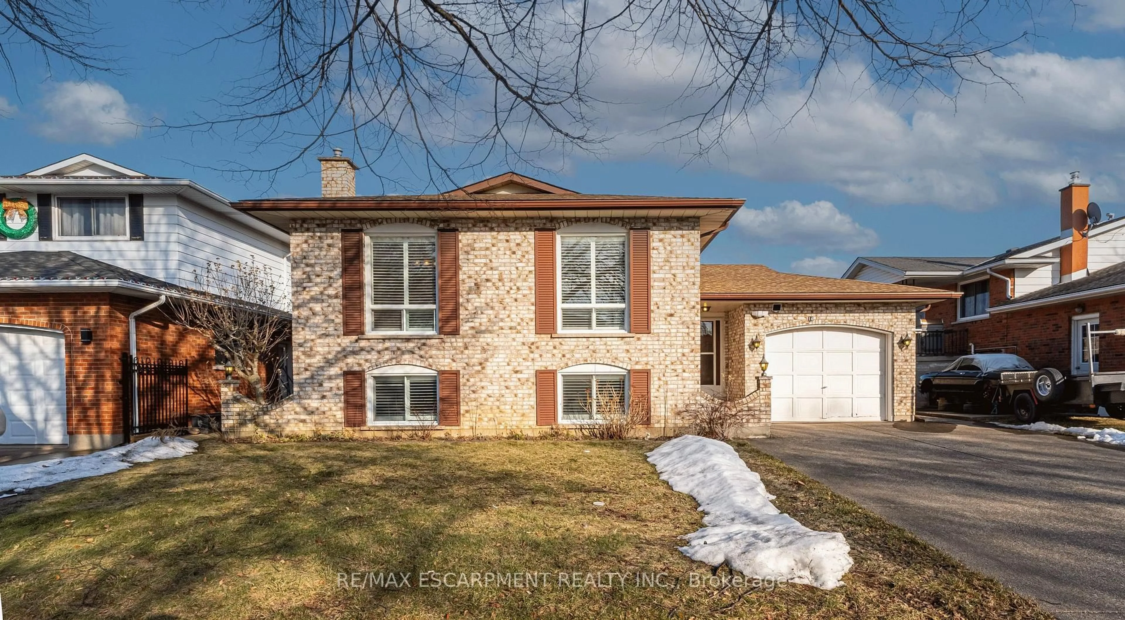 Home with brick exterior material, street for 14 Eagleson Dr, St. Catharines Ontario L2M 7J4