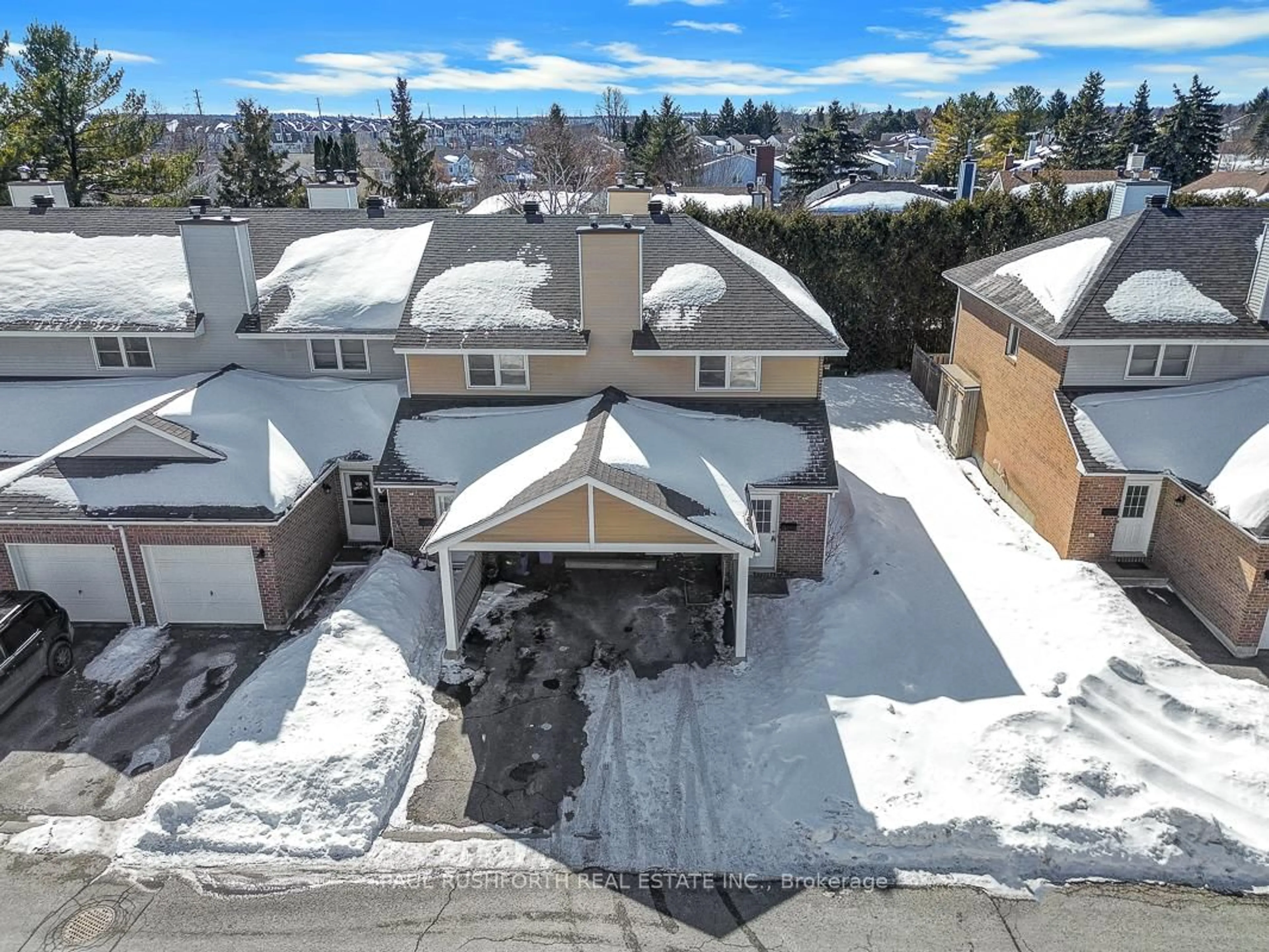 A pic from outside/outdoor area/front of a property/back of a property/a pic from drone, street for 148 Bentbrook Cres, Ottawa Ontario K2J 3Y3