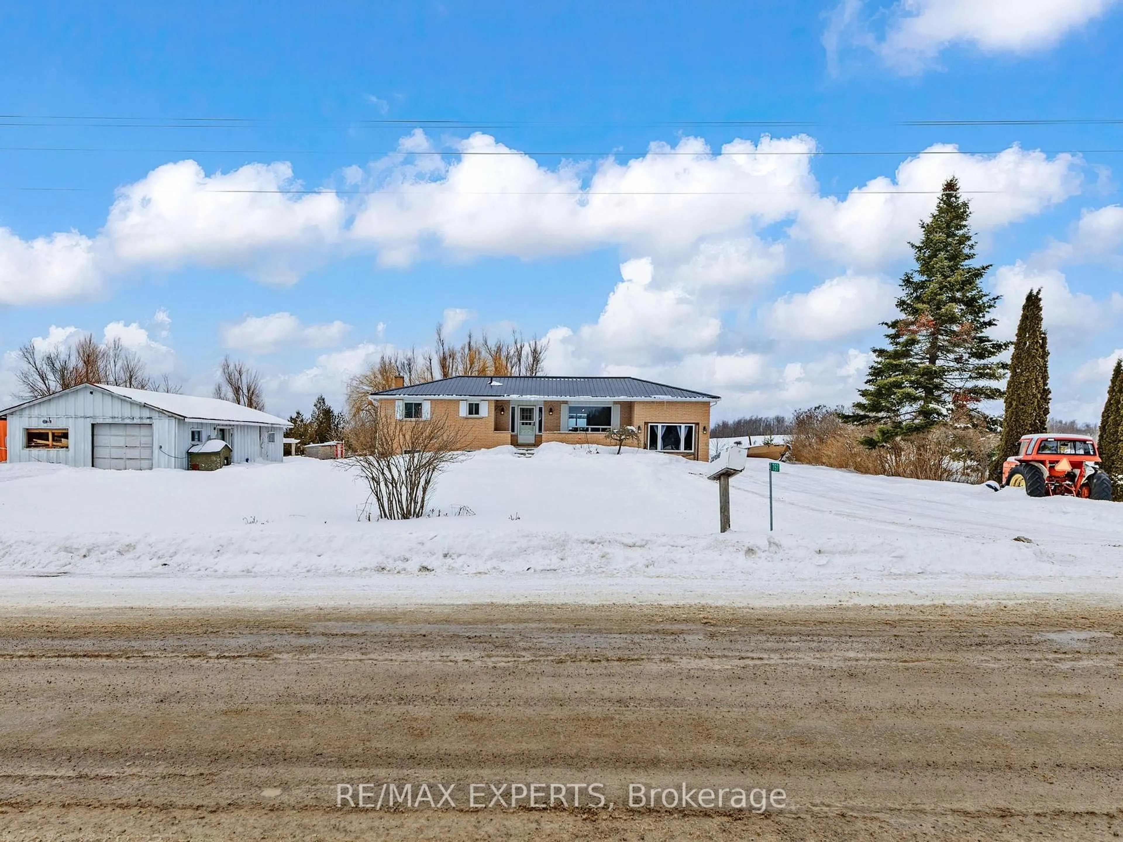 A pic from outside/outdoor area/front of a property/back of a property/a pic from drone, unknown for 757 Kings Wharf Rd, Kawartha Lakes Ontario K0M 1A0