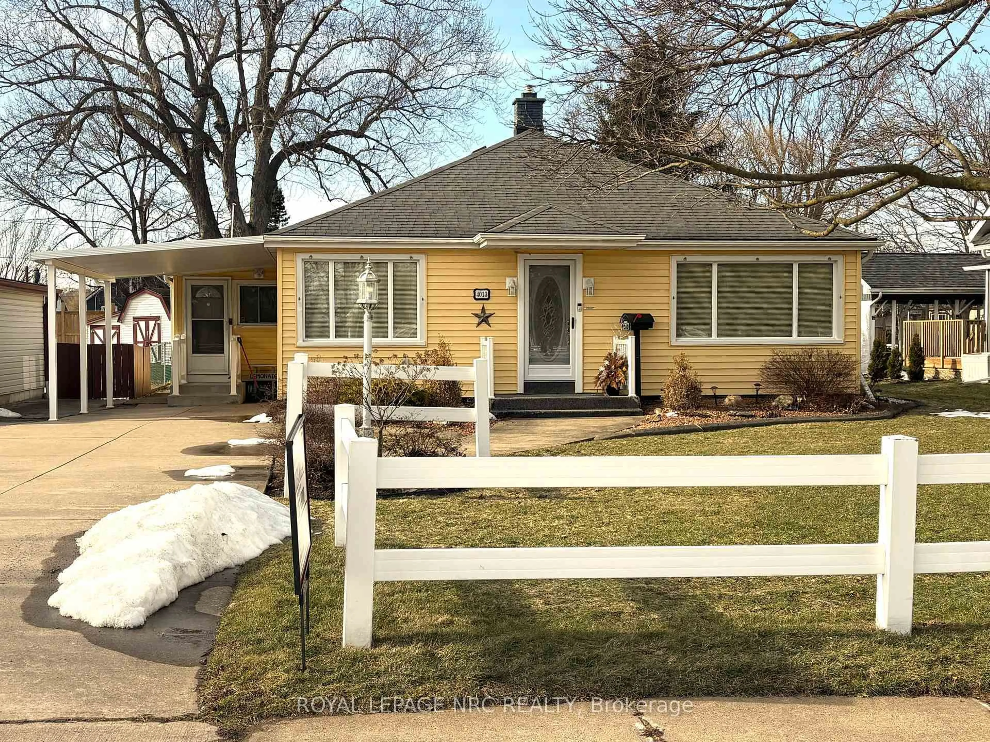 Unknown for 4013 Welland St, Niagara Falls Ontario L2G 6J7