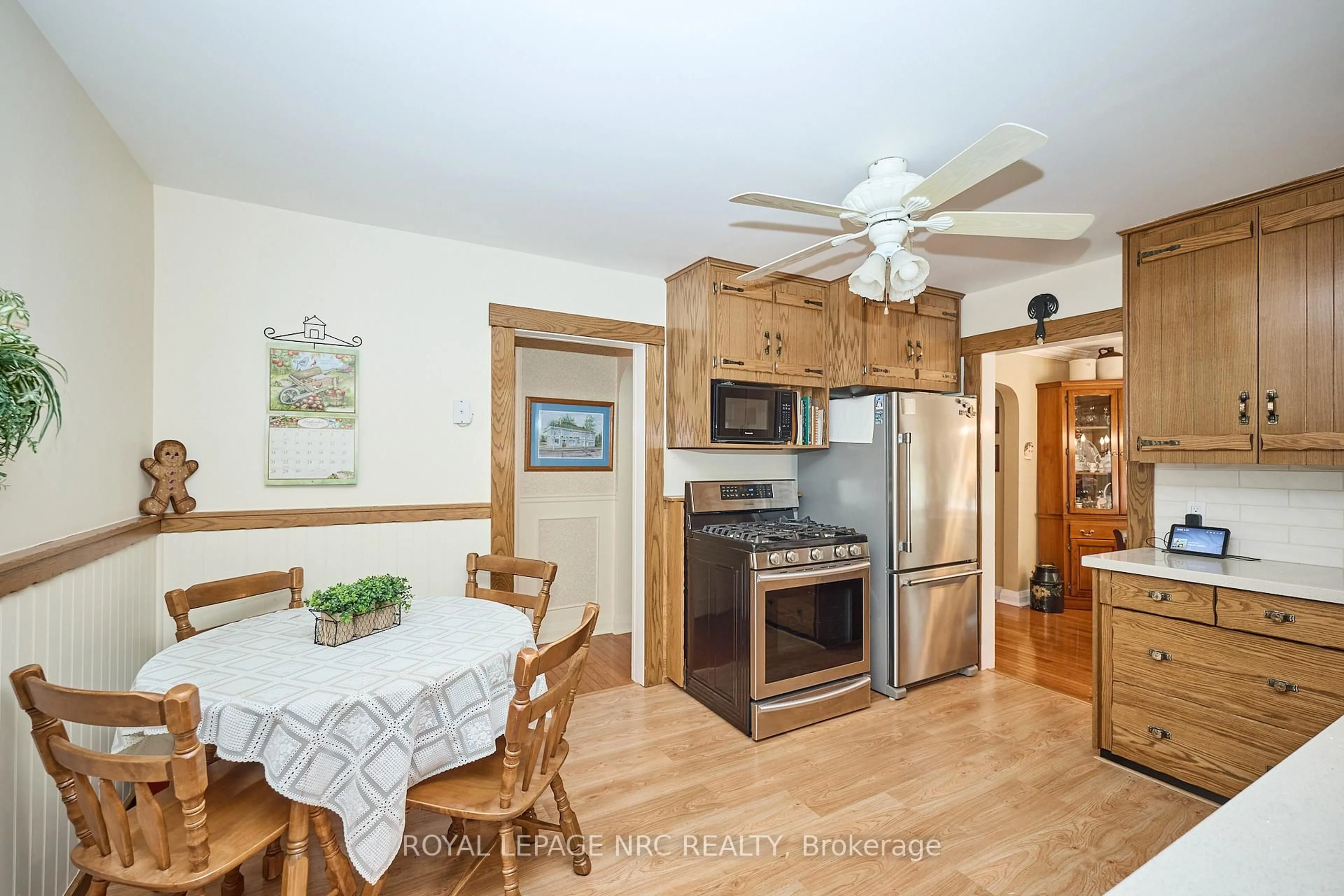 Unknown for 4013 Welland St, Niagara Falls Ontario L2G 6J7