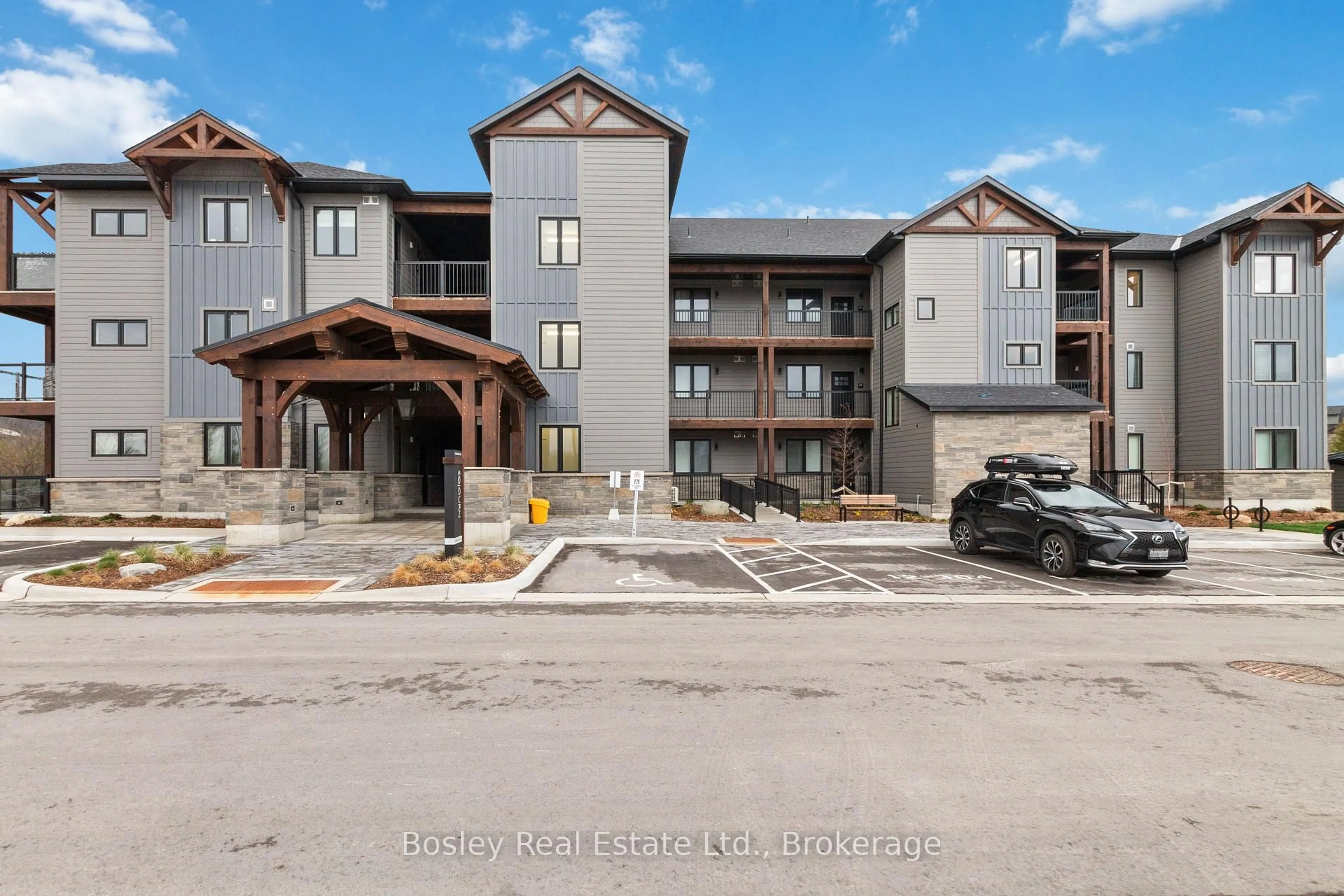 A pic from outside/outdoor area/front of a property/back of a property/a pic from drone, unknown for 12 Beausoleil Lane #307, Blue Mountains Ontario L9Y 2X5