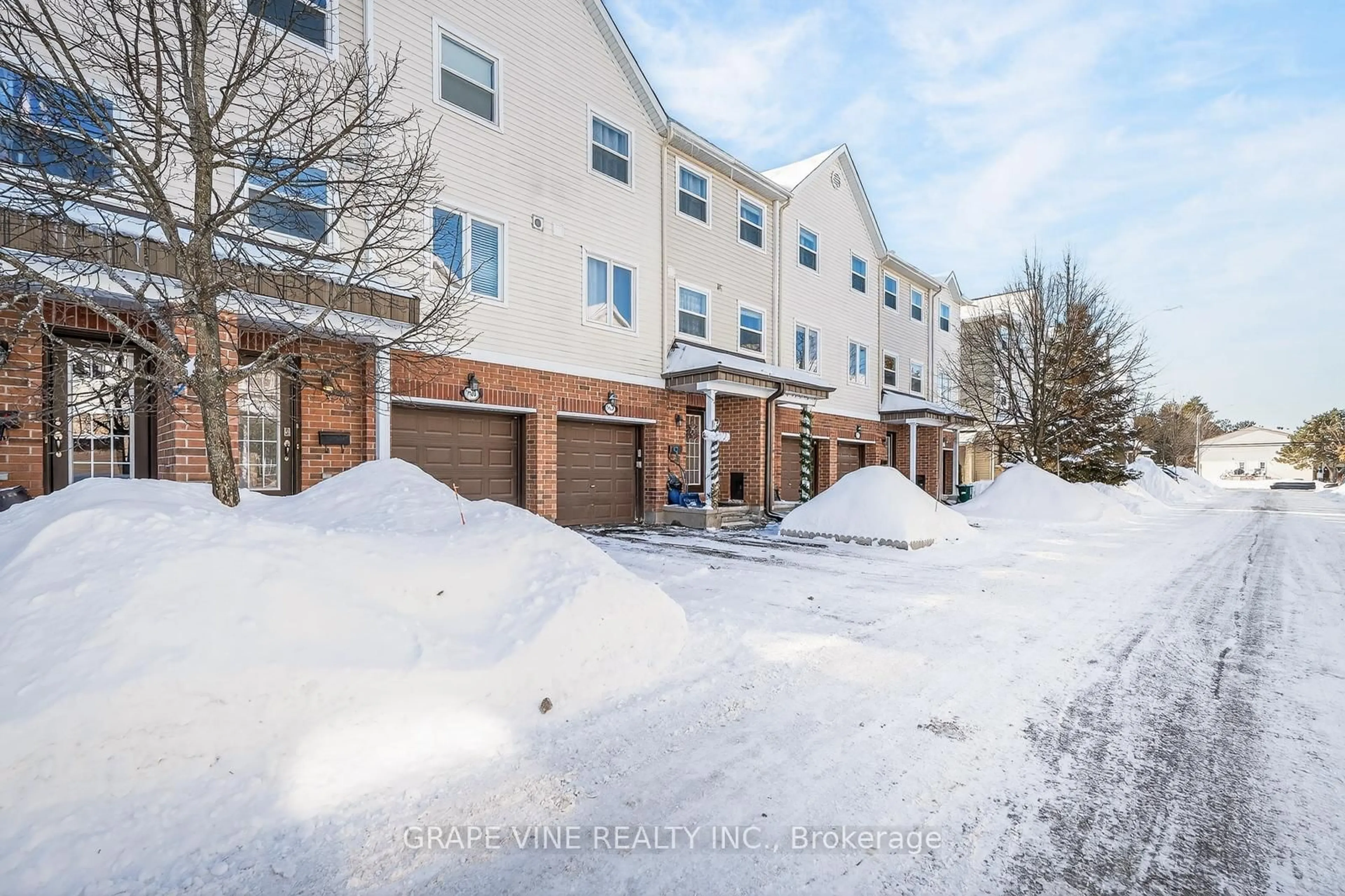 Unknown for 750 Sanibel Private, Ottawa Ontario K2H 0A8
