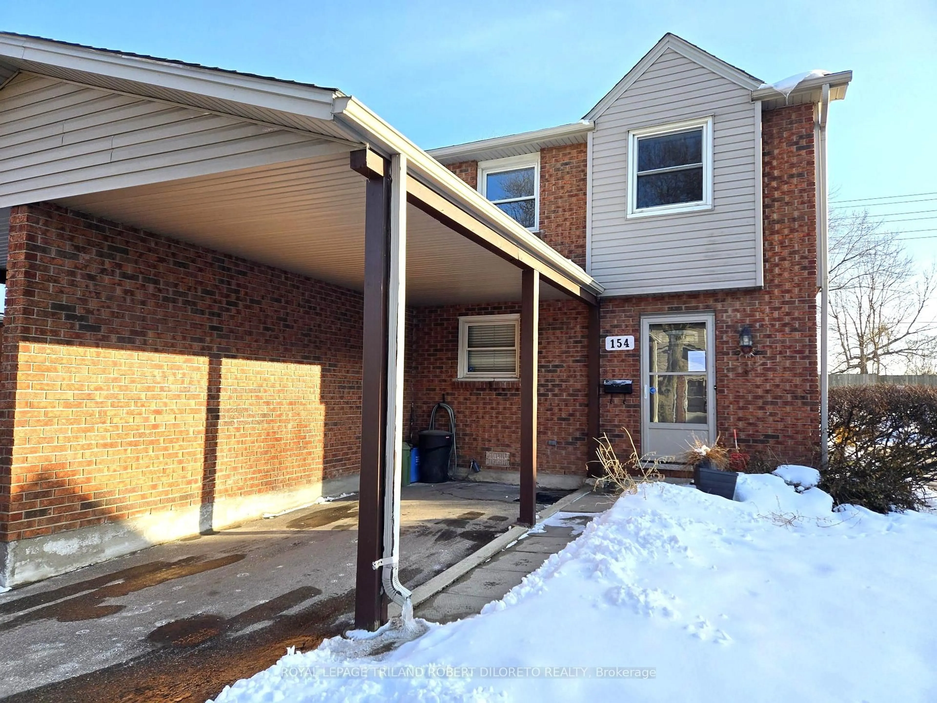 Home with brick exterior material, street for 1330 Jalna Blvd #154, London South Ontario N6E 2H7