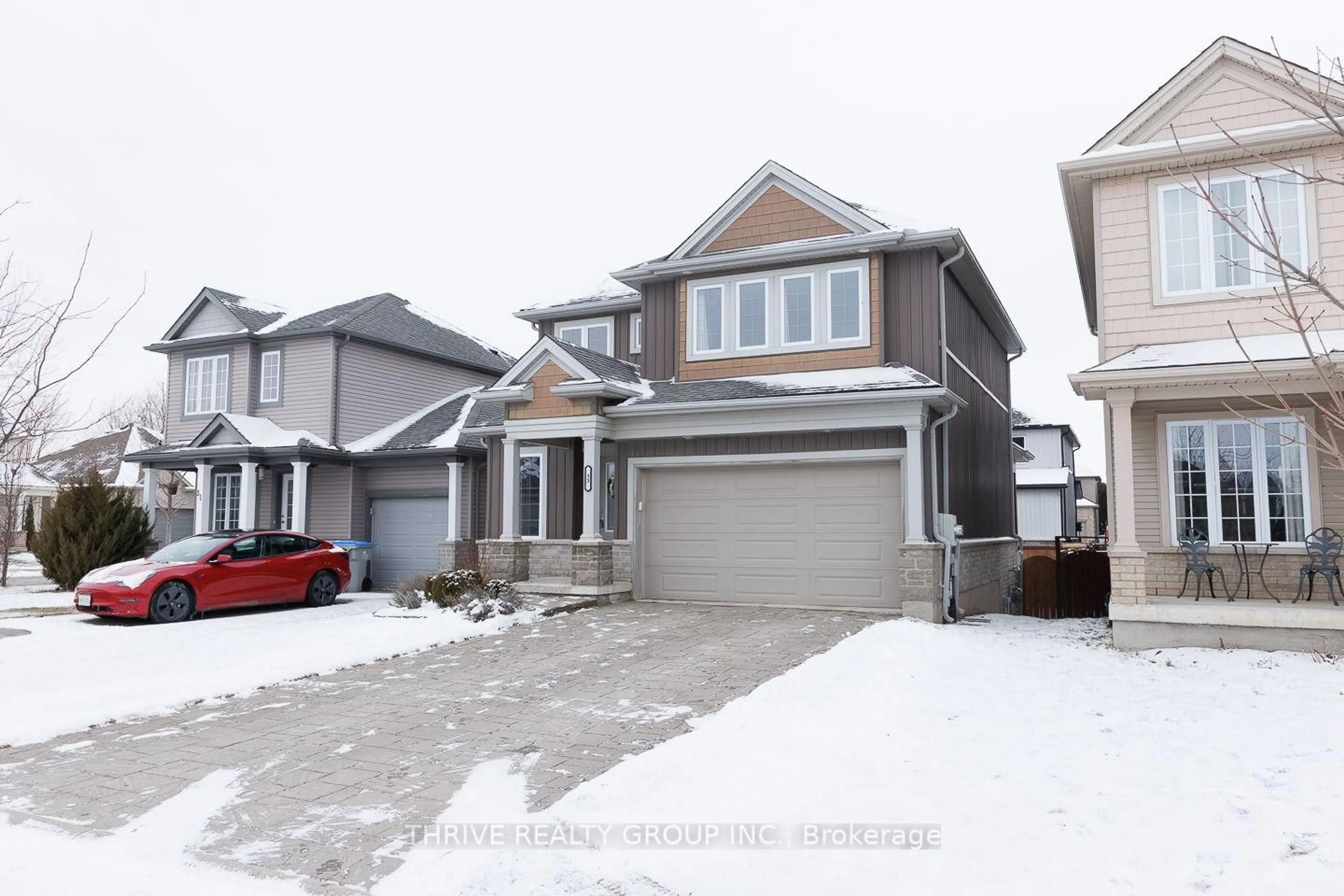 Unknown for 33 ABBOTT St, Strathroy-Caradoc Ontario N7G 0B6