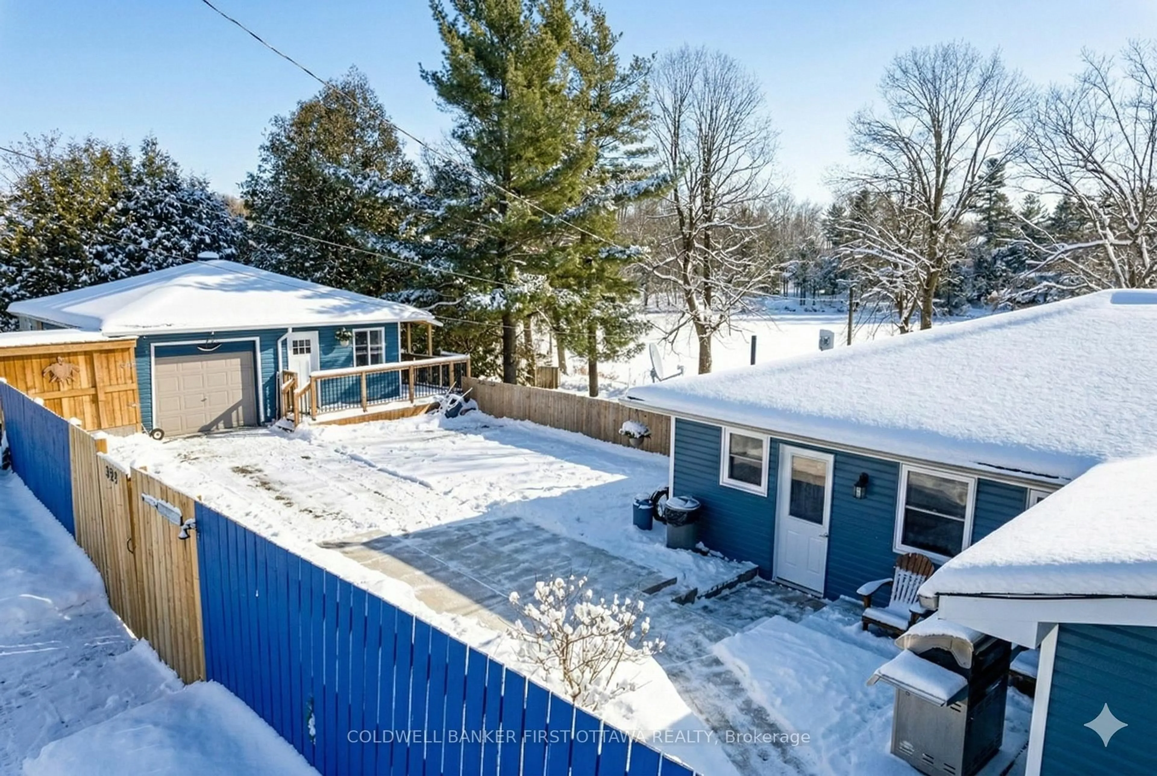 A pic from outside/outdoor area/front of a property/back of a property/a pic from drone, street for 889 Jones Point Rd, Perth Ontario K7H 3C7