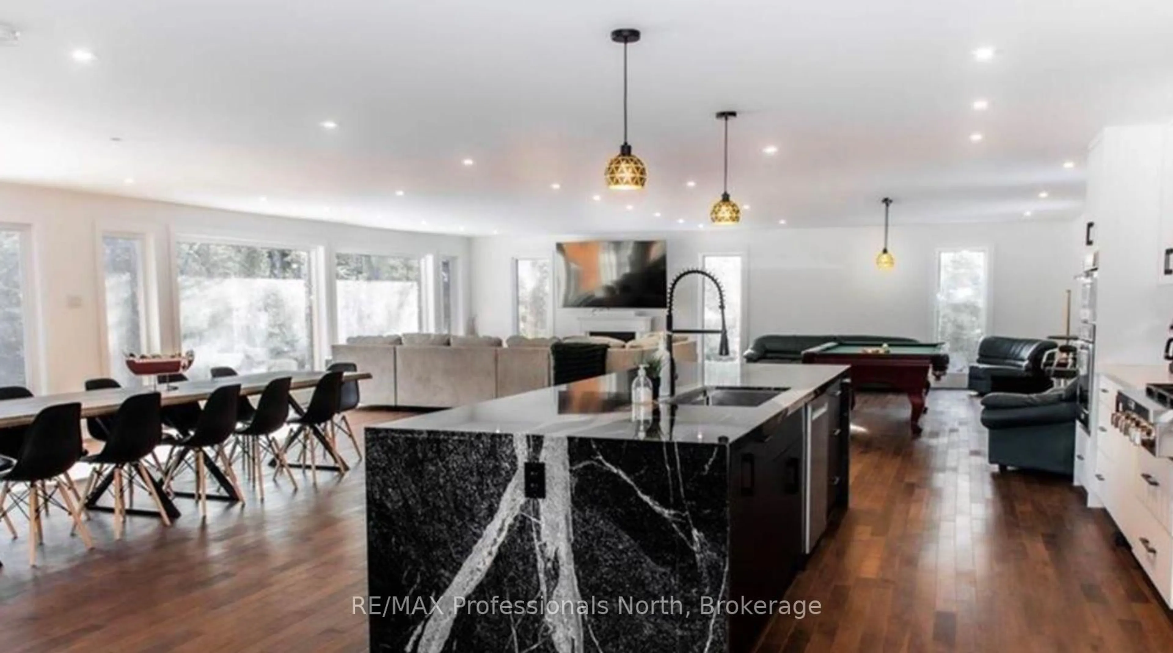 Open concept kitchen, ceramic/tile floor for 1023 Ril Lake Rd, Lake of Bays Ontario P0B 1A0