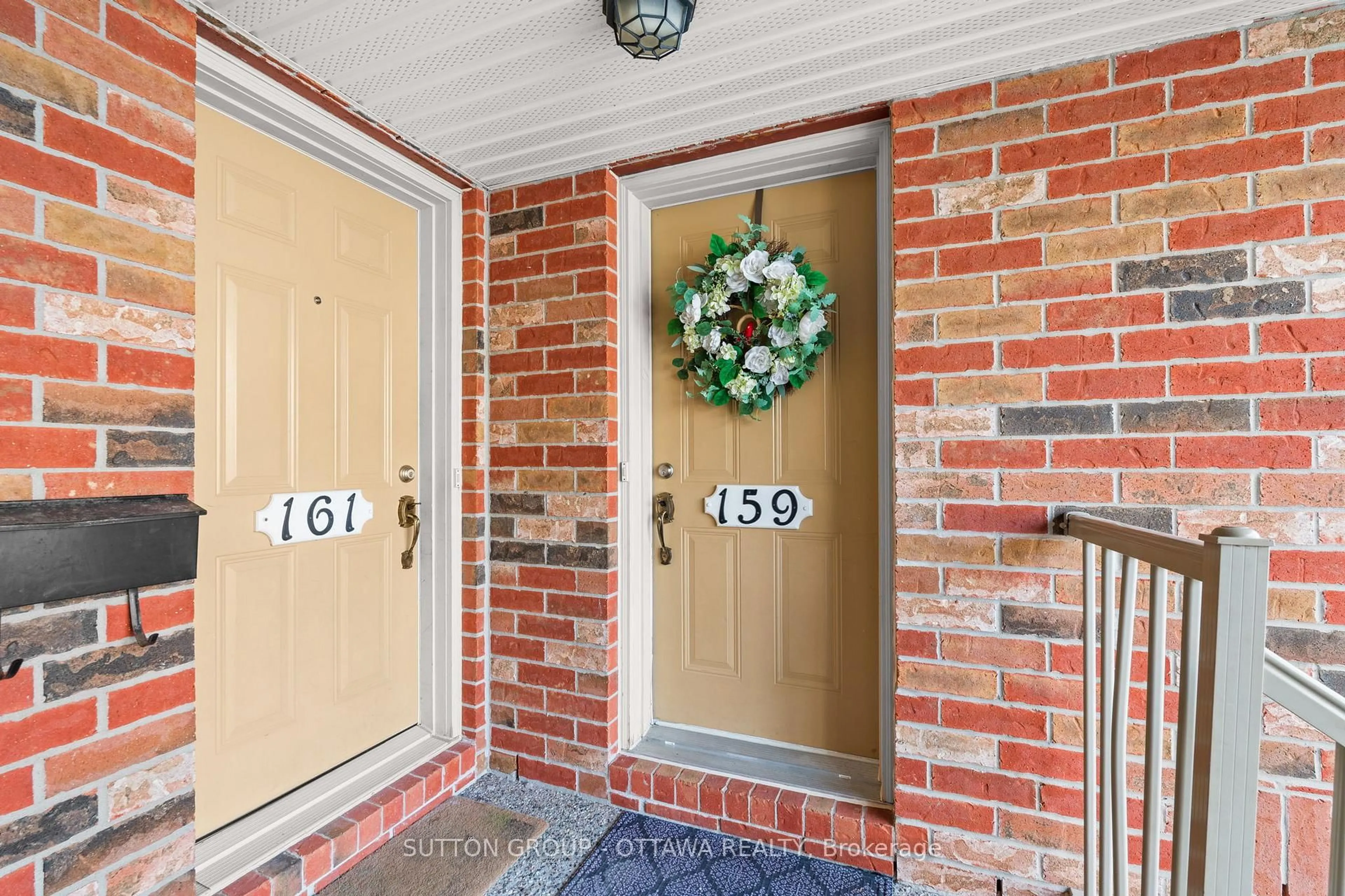Indoor entryway for 159 Keltie Private, Ottawa Ontario K2J 0A1