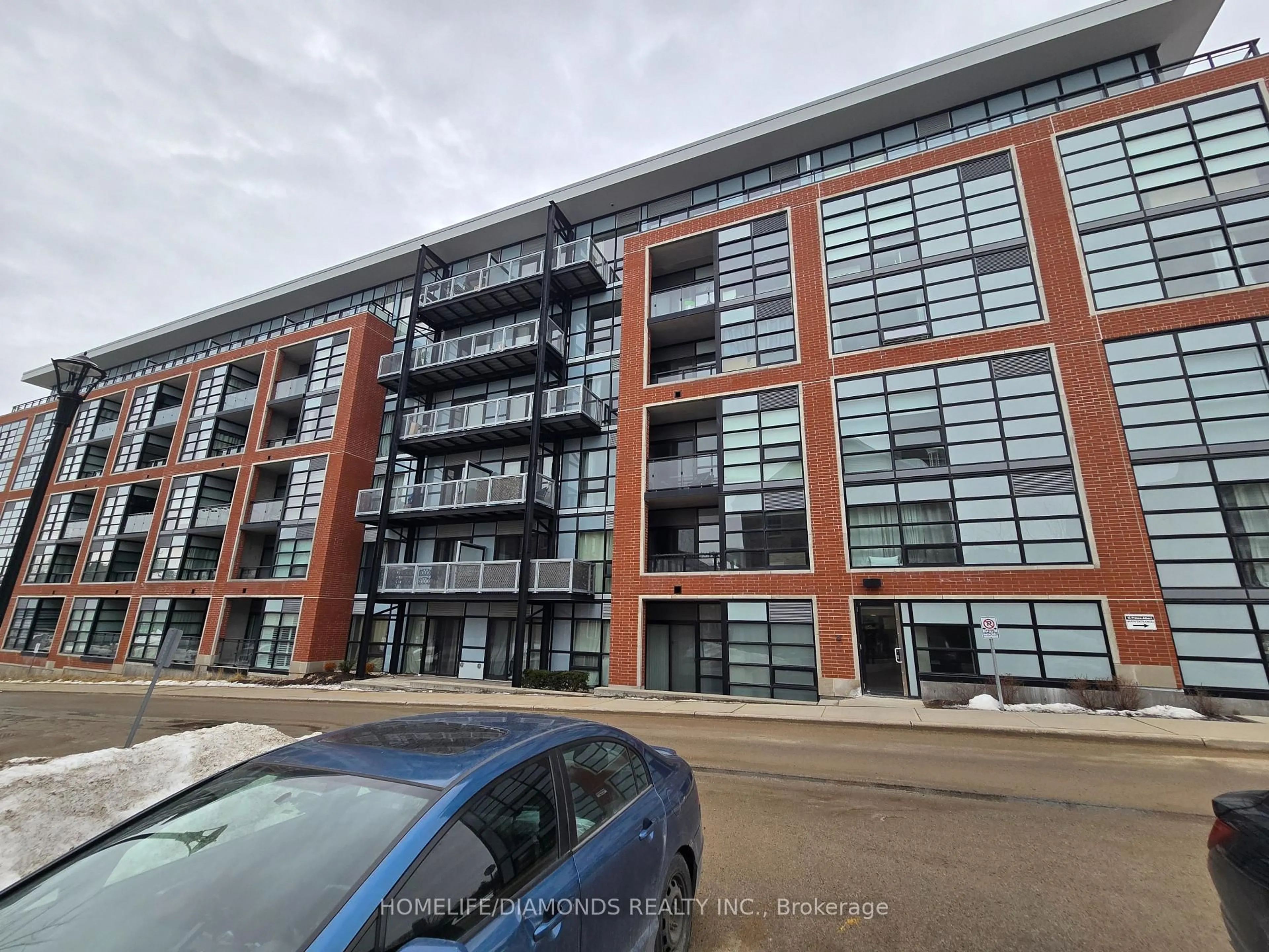 A pic from outside/outdoor area/front of a property/back of a property/a pic from drone, building for 15 Prince Albert Blvd #315, Kitchener Ontario N2H 0C2