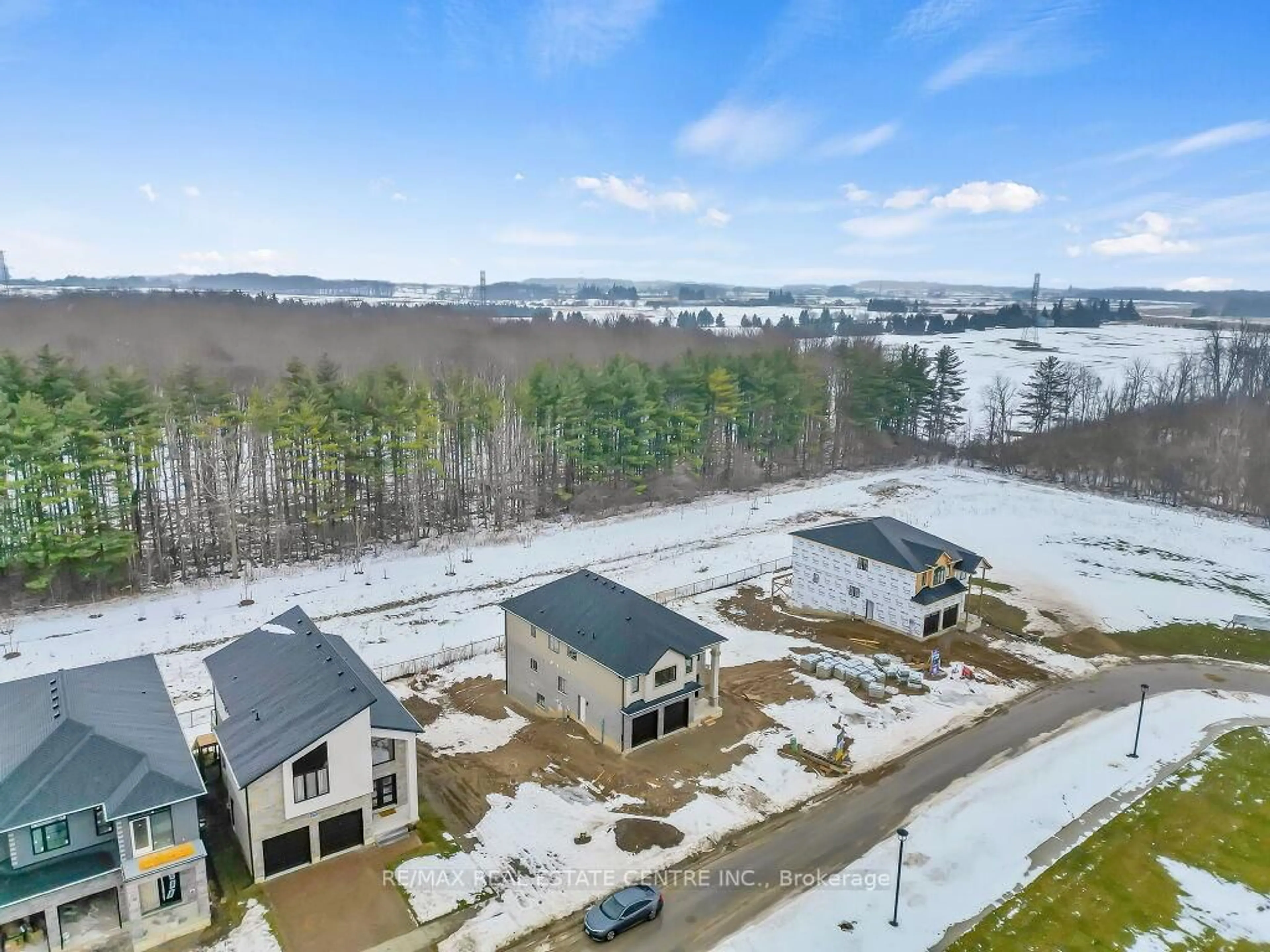 A pic from outside/outdoor area/front of a property/back of a property/a pic from drone, water/lake/river/ocean view for 845 Darnley Blvd #LOT 25, London South Ontario N6M 0L9