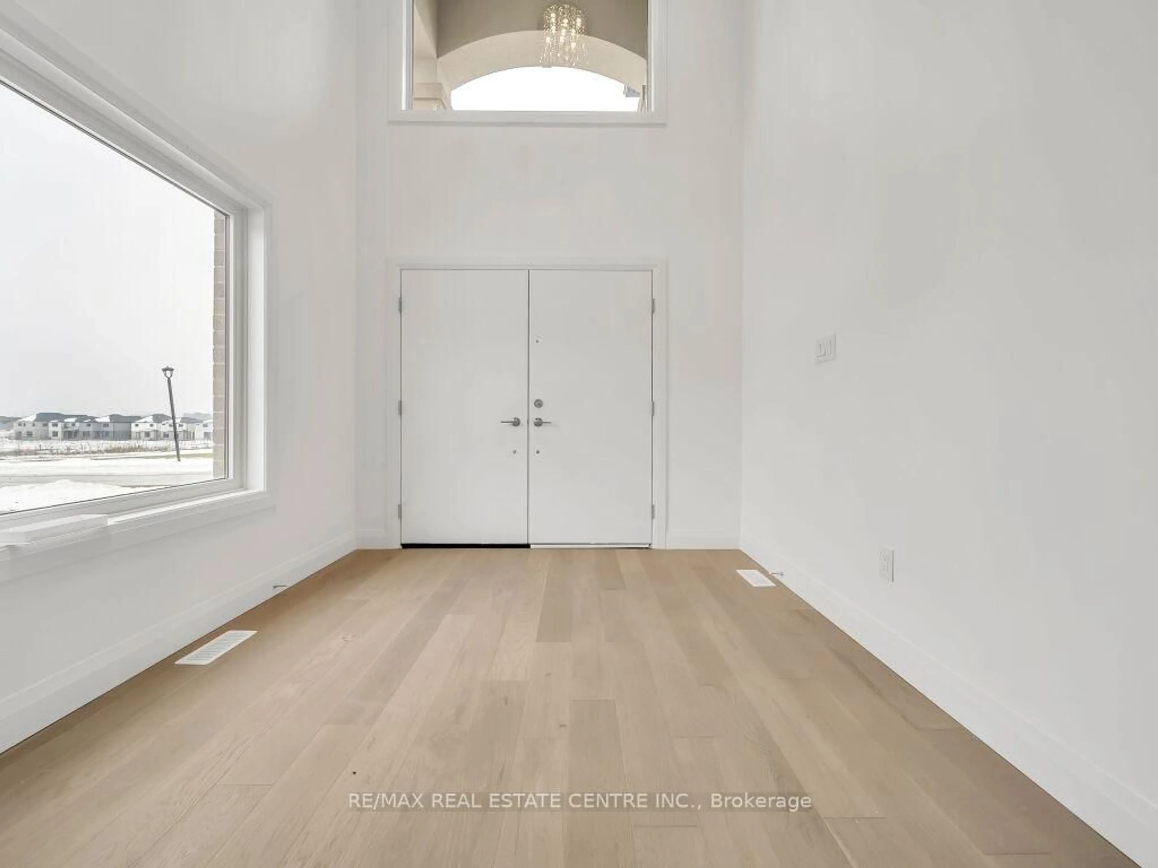 Indoor entryway for 845 Darnley Blvd #LOT 25, London South Ontario N6M 0L9