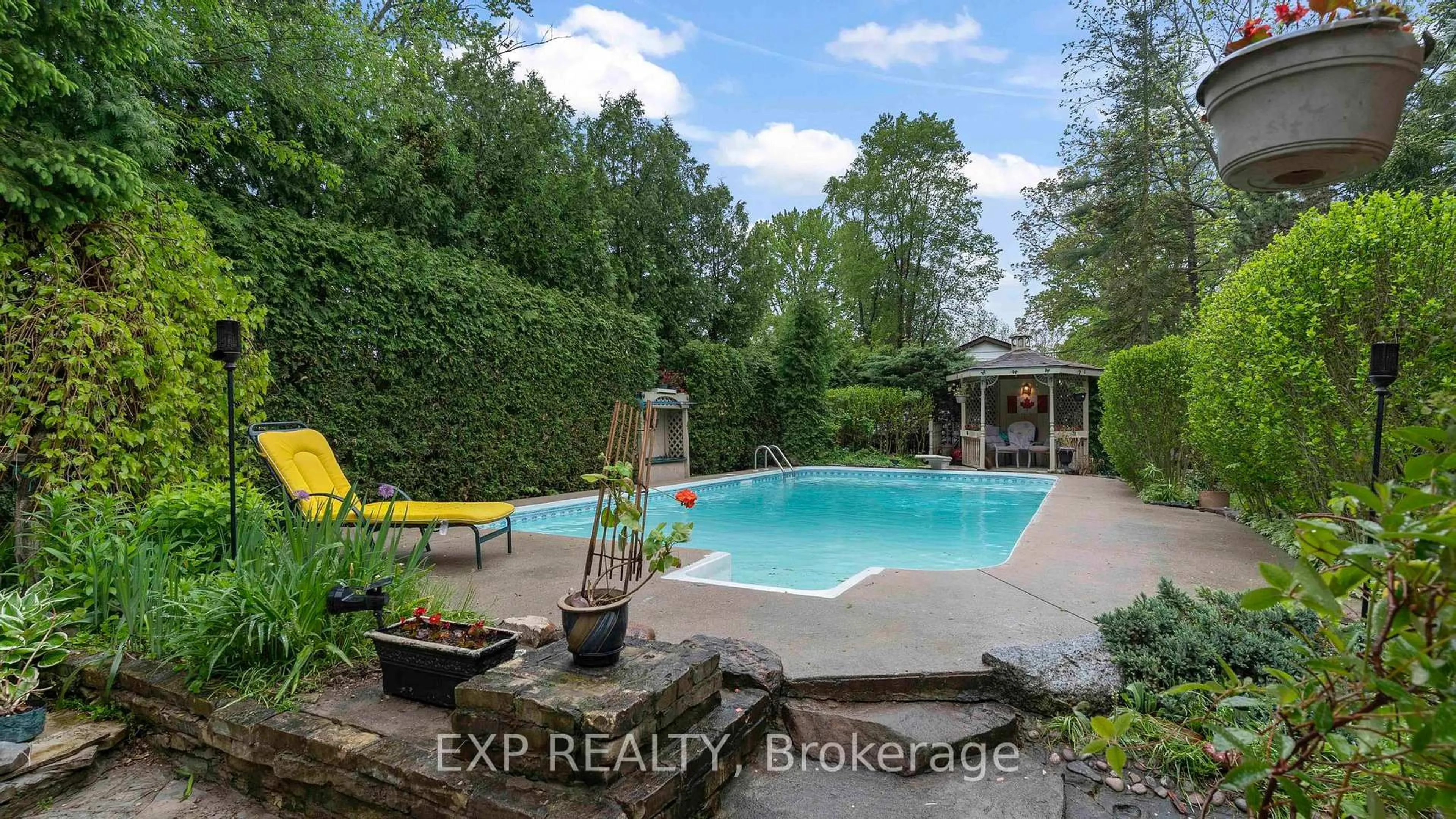 Pool for 181 Wildwood Ave, London South Ontario N6J 1B1