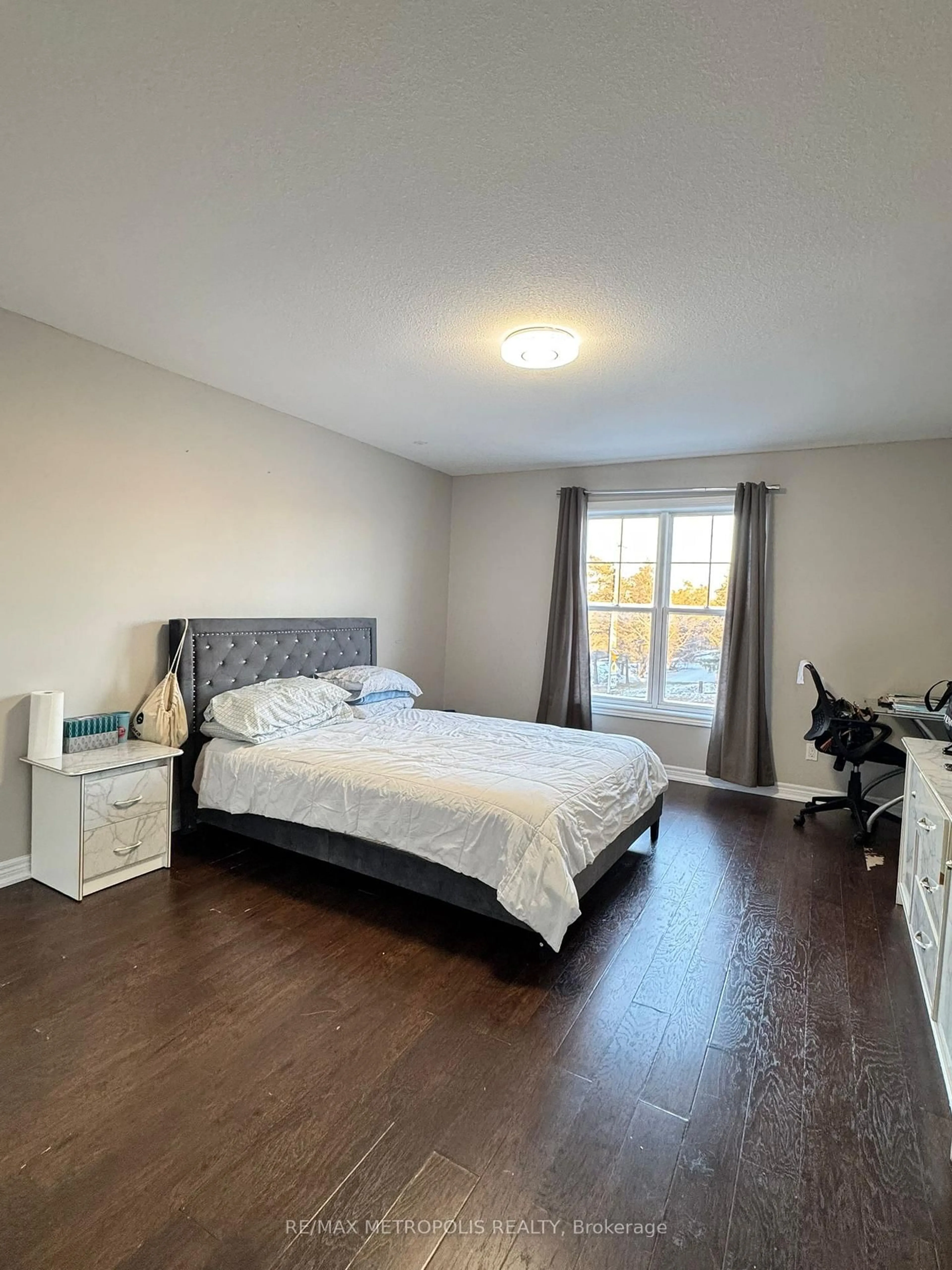 A pic of a room for 605 First Ave, Welland Ontario L3C 6Z8