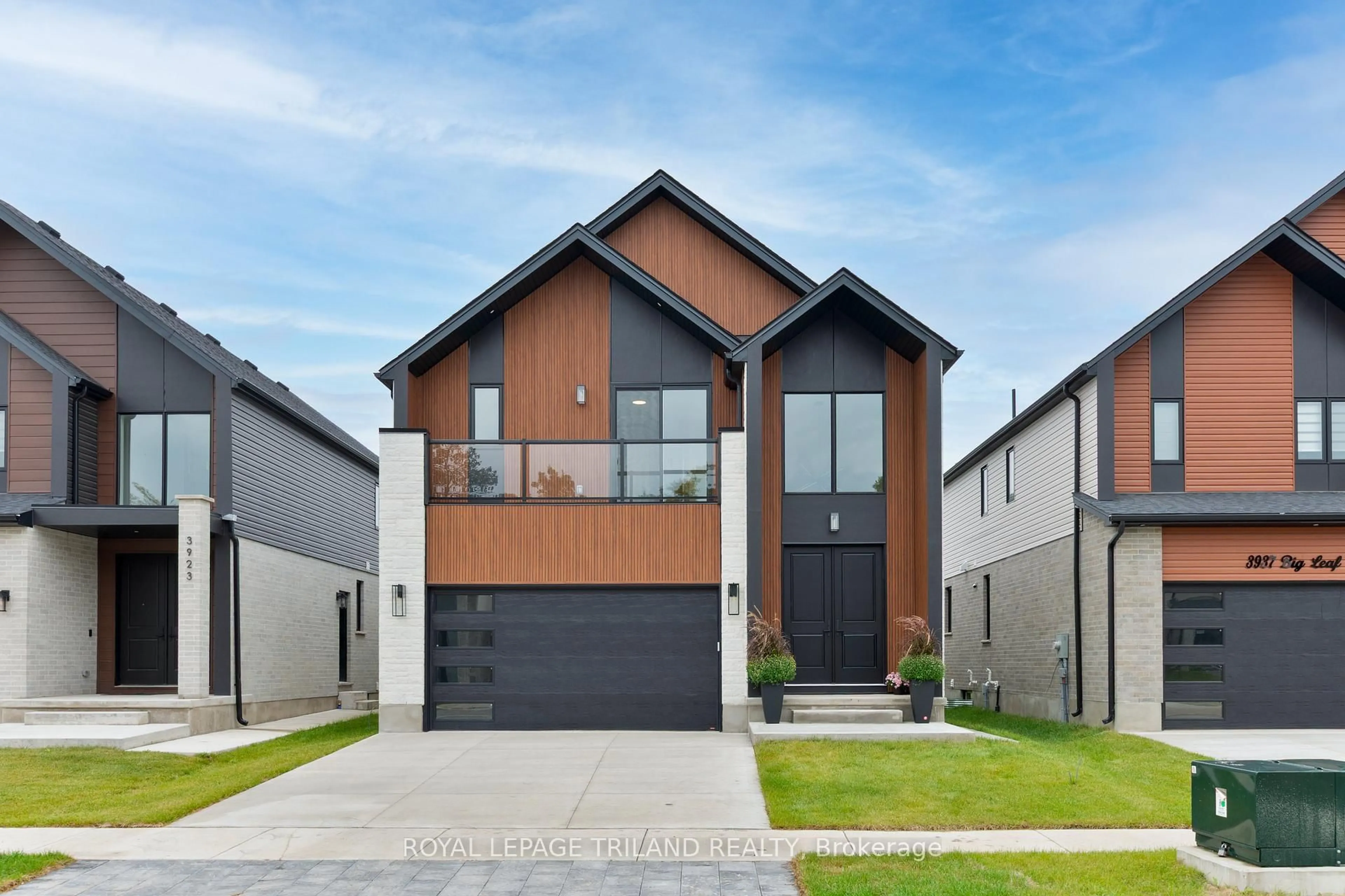 Home with brick exterior material, street for 3931 Big Leaf Tr, London South Ontario N6P 0A3