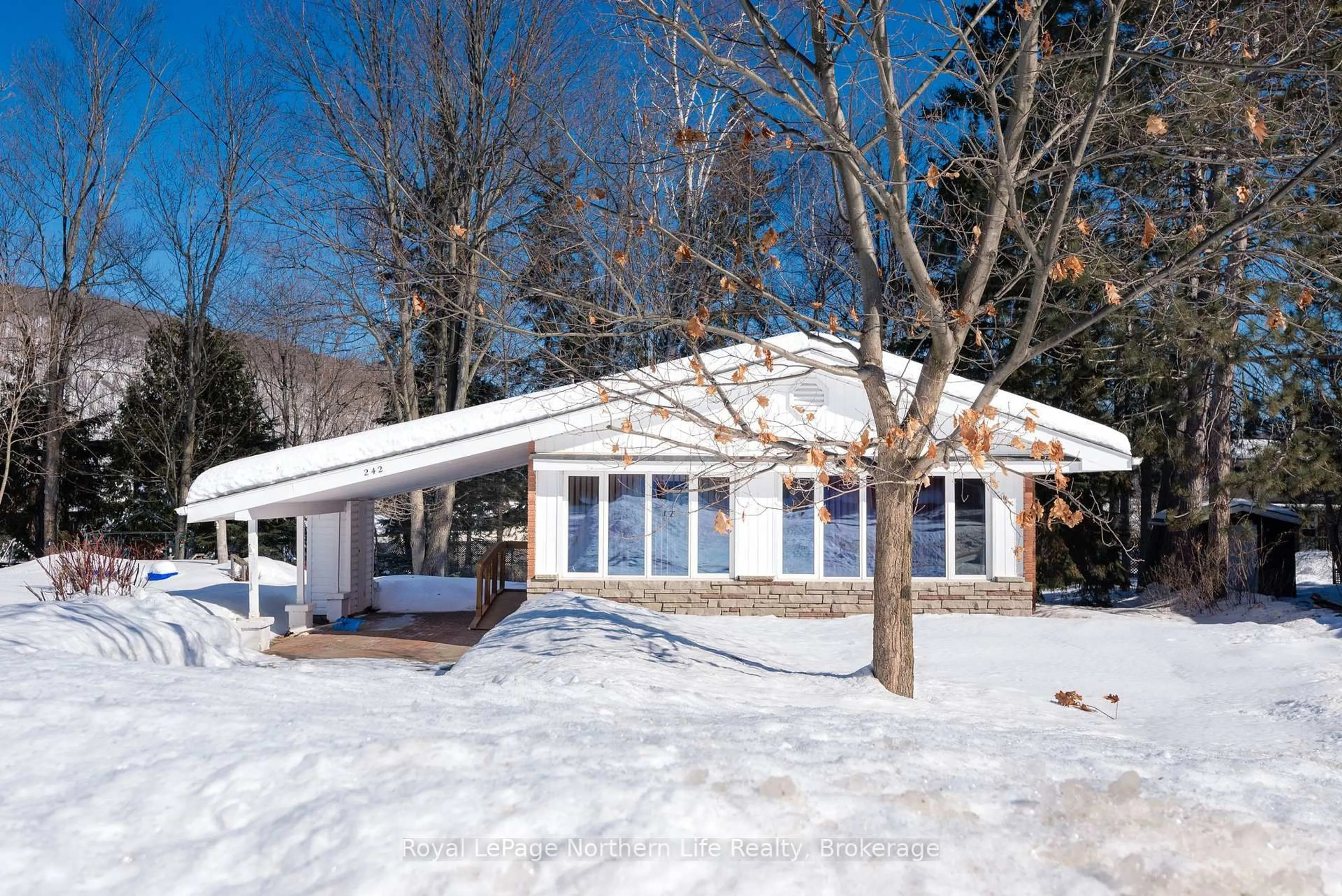 Home with vinyl exterior material, building for 242 Richard Rd, North Bay Ontario P1A 3C6